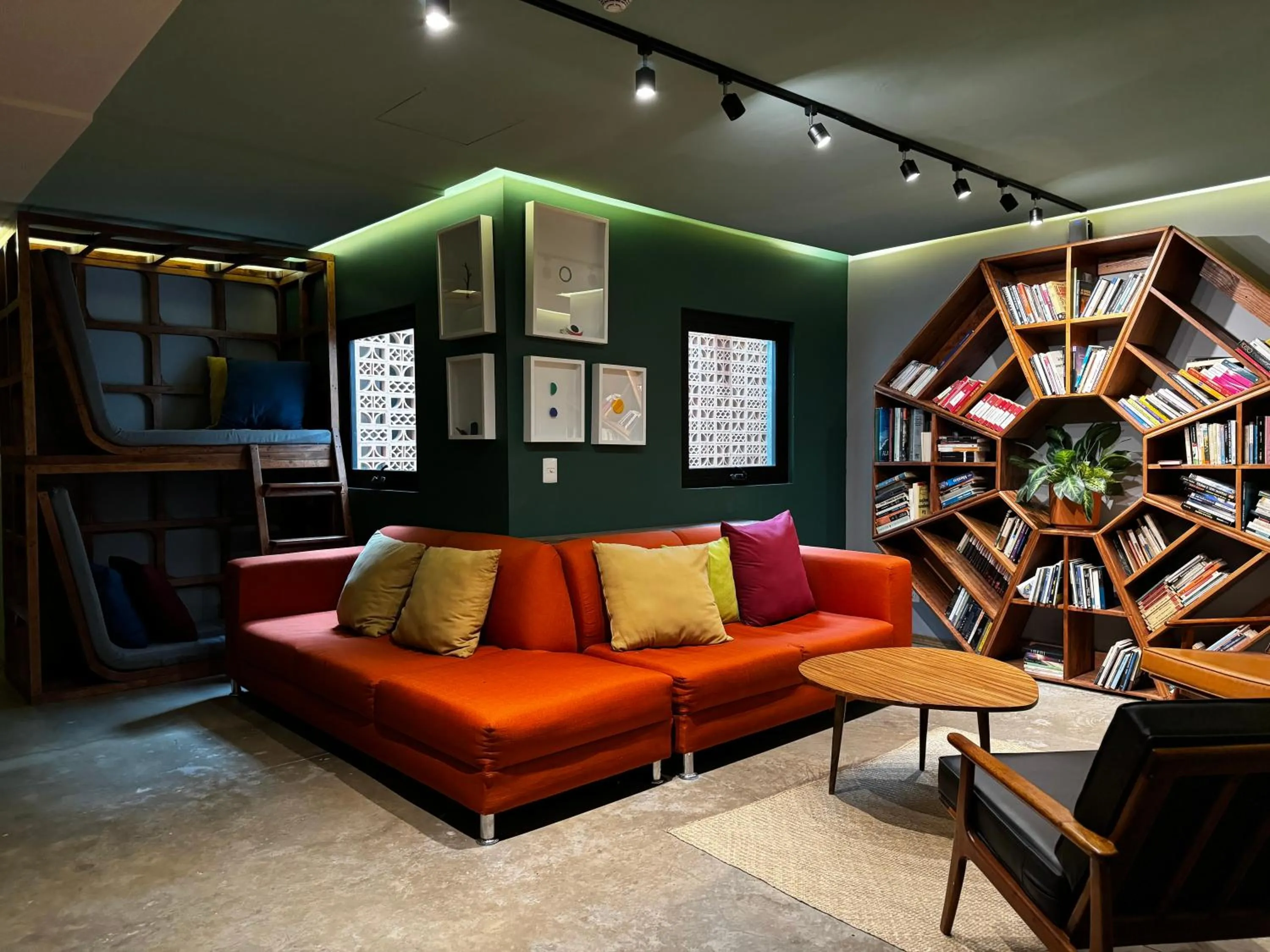 Library in Selina Guadalajara