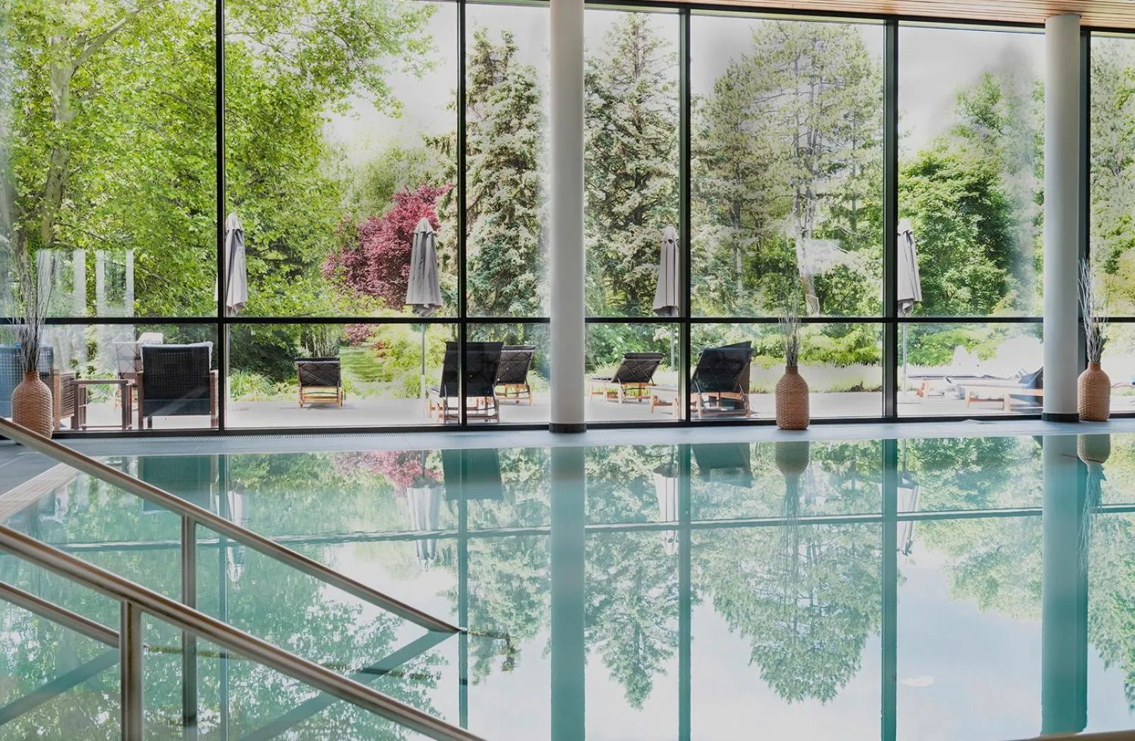 Swimming pool in Marienkron - Retreat & Health Resort