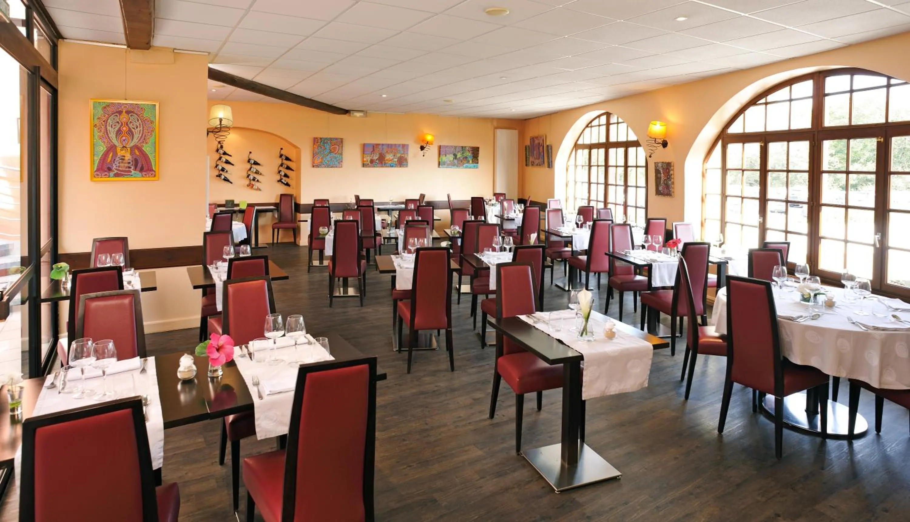 Restaurant/places to eat in Hostellerie du Forez
