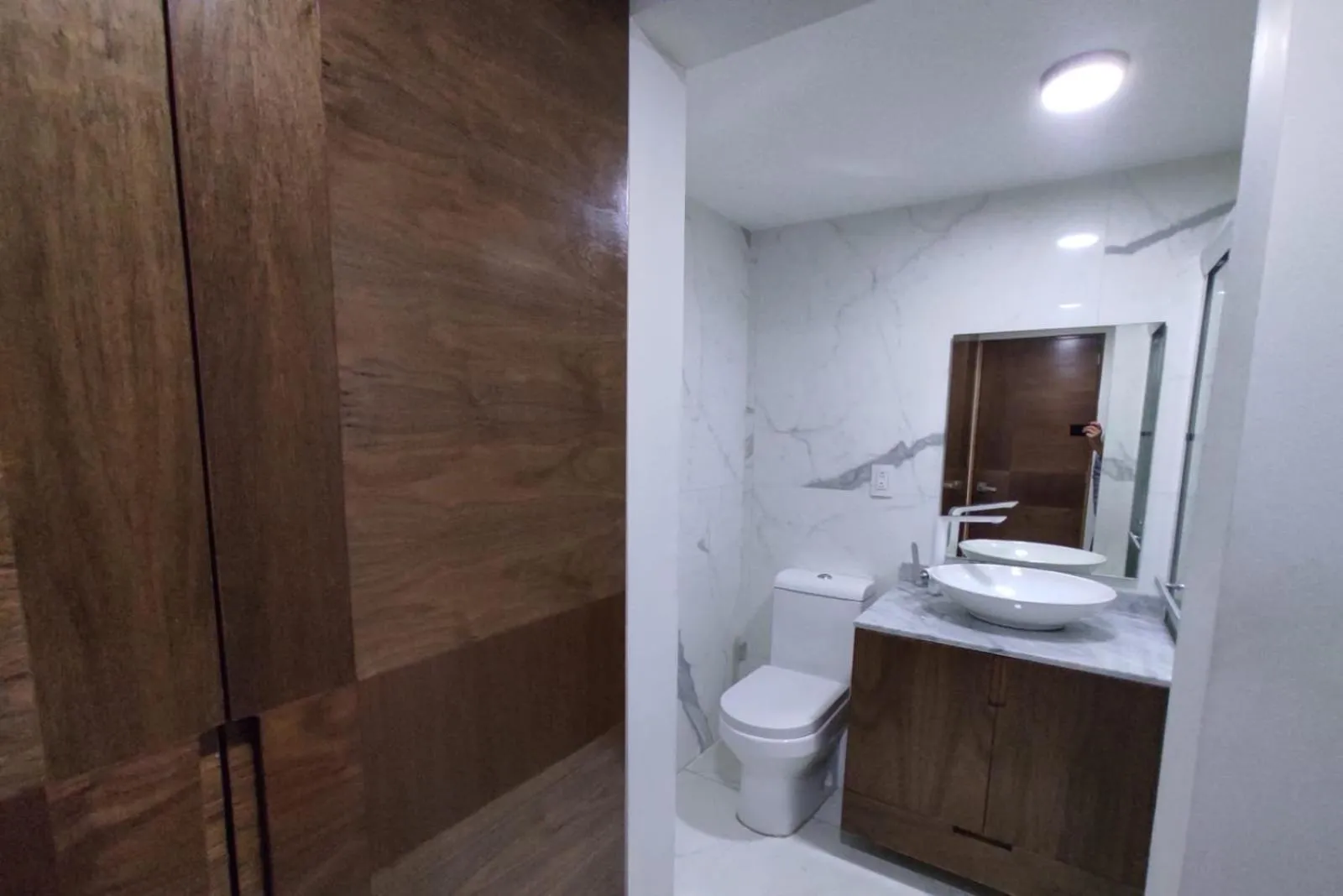 Bathroom in Singular Sócrates