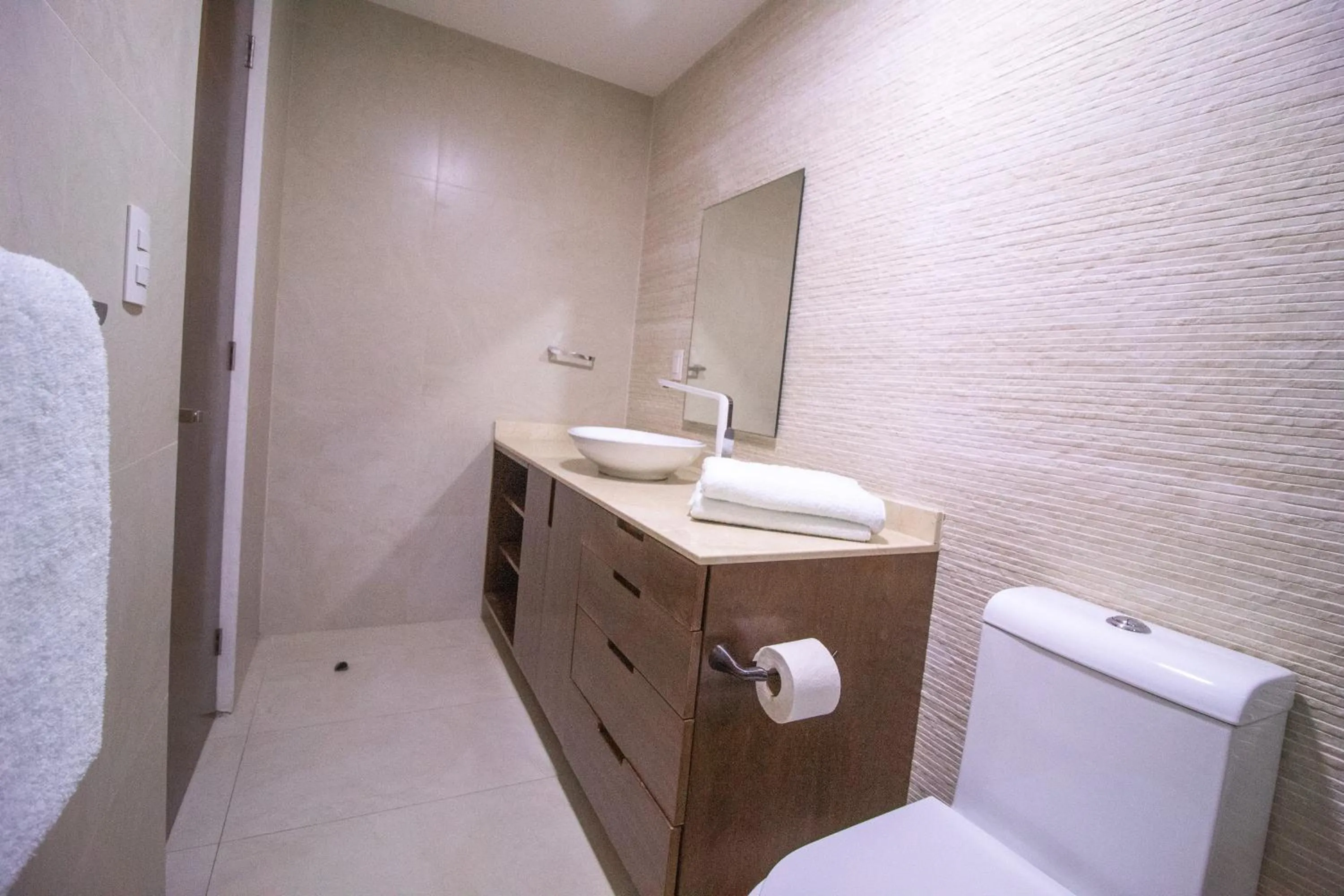 Bathroom in Singular Sócrates