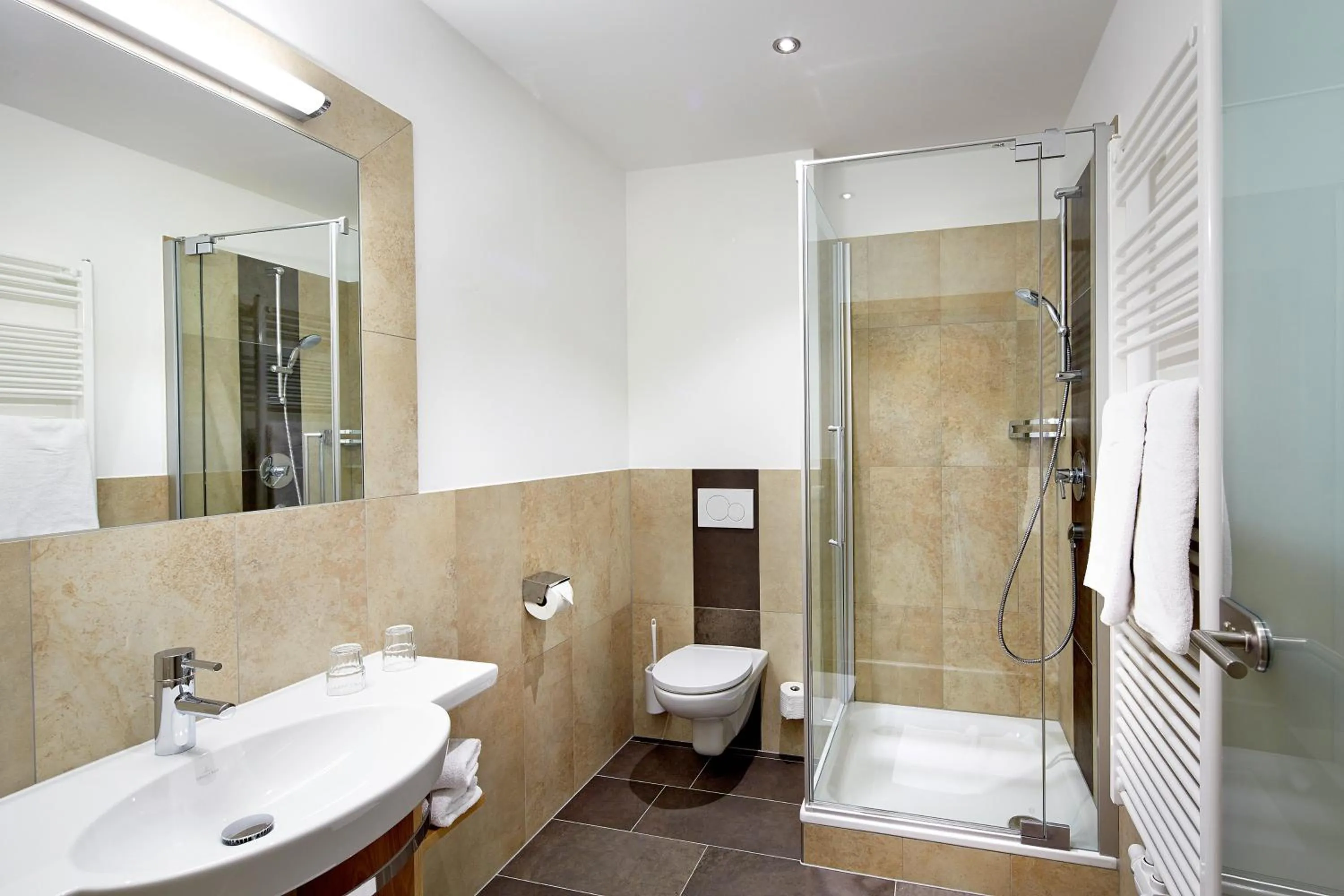 Bathroom in Hotel Flatscher