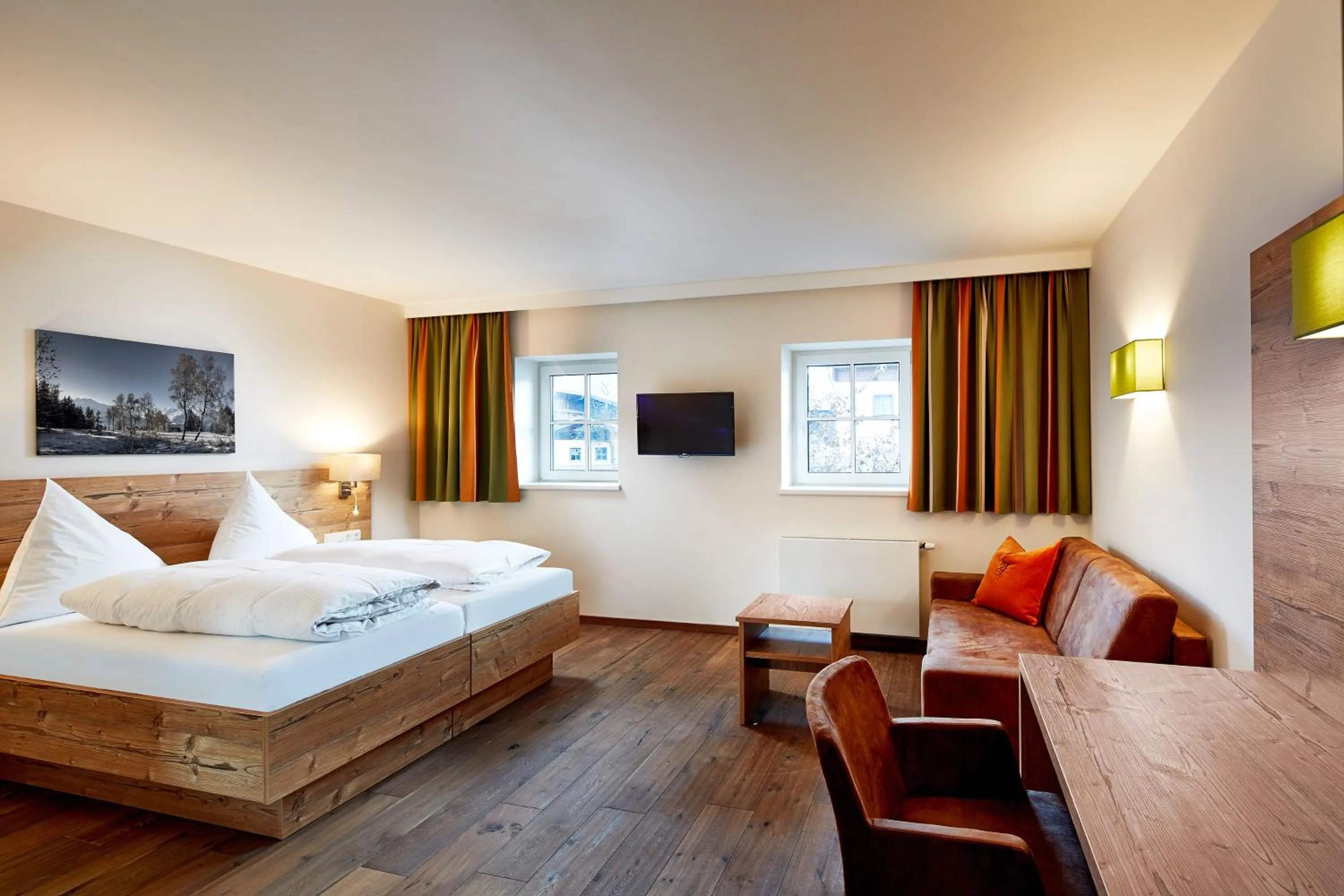 Bed in Hotel Flatscher