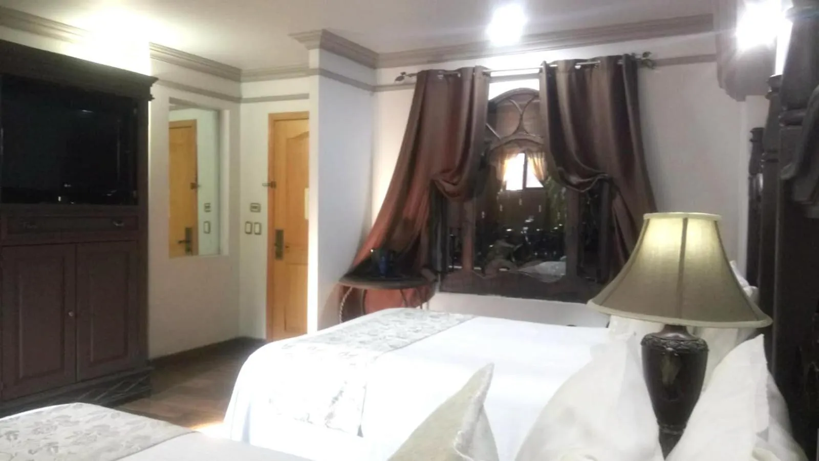 Bed in Hotel Hacienda los Narcisos