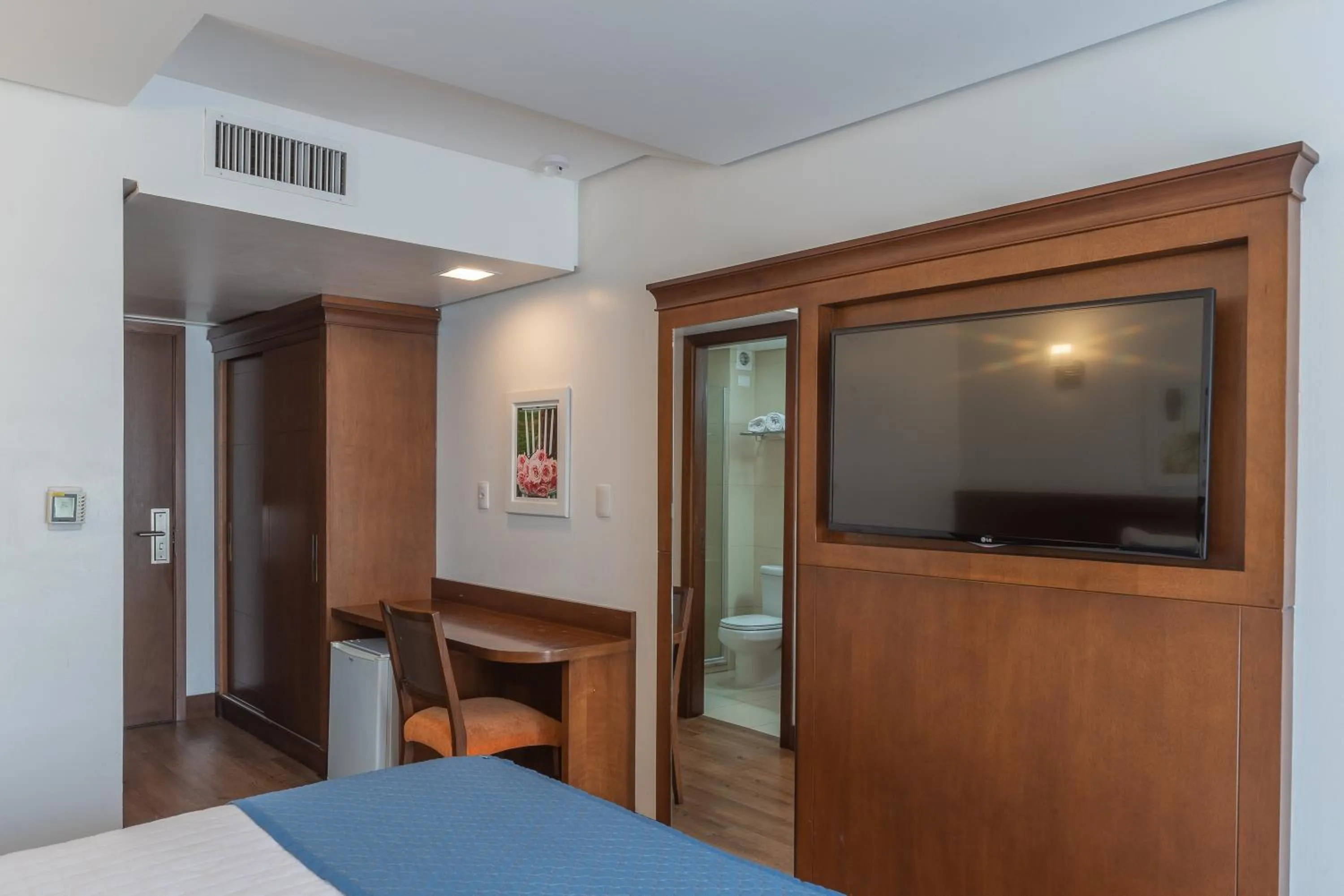 TV and multimedia, Bed in Hotel Monte Felice Centro