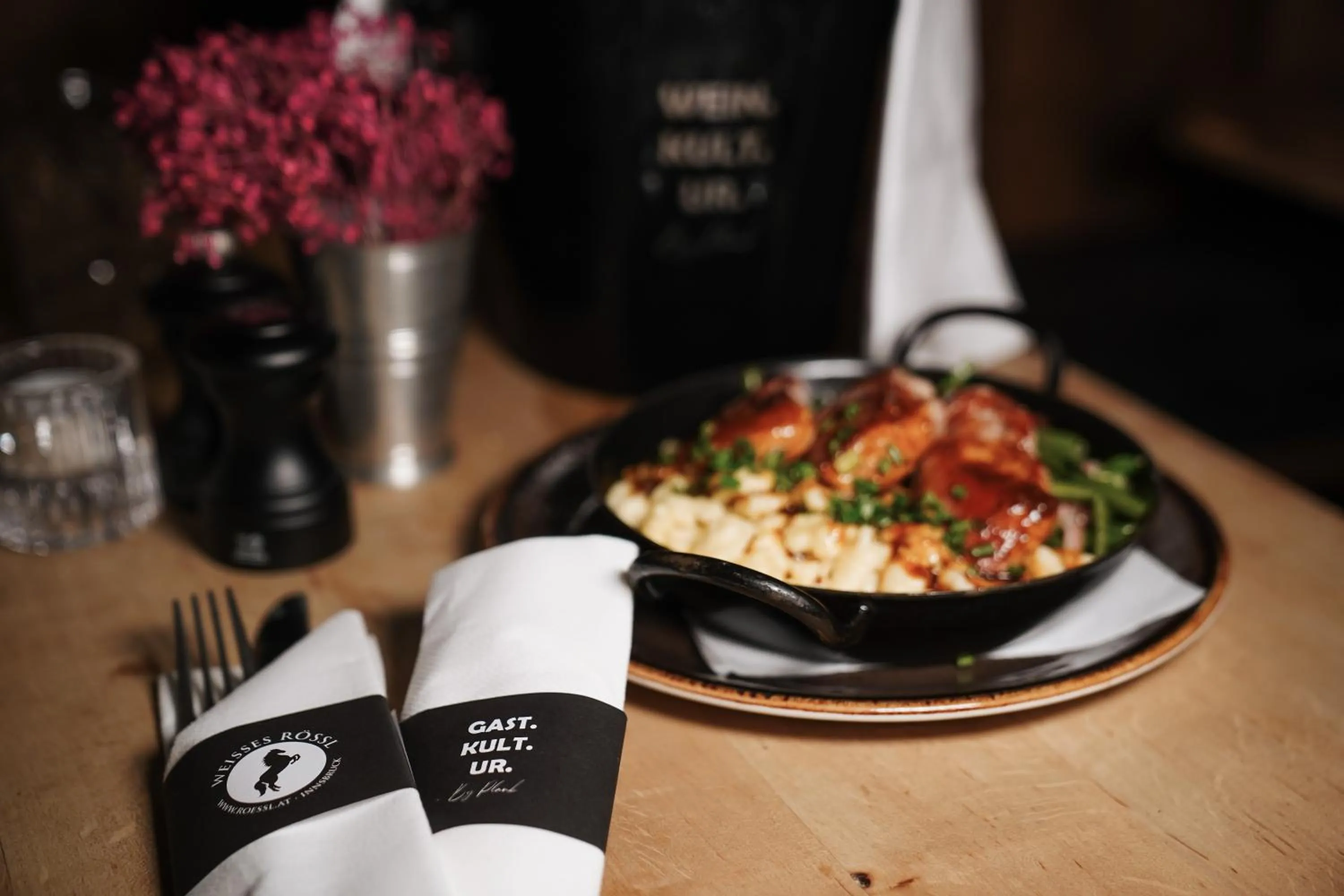 Restaurant/places to eat in Boutiquehotel Weisses Rössl