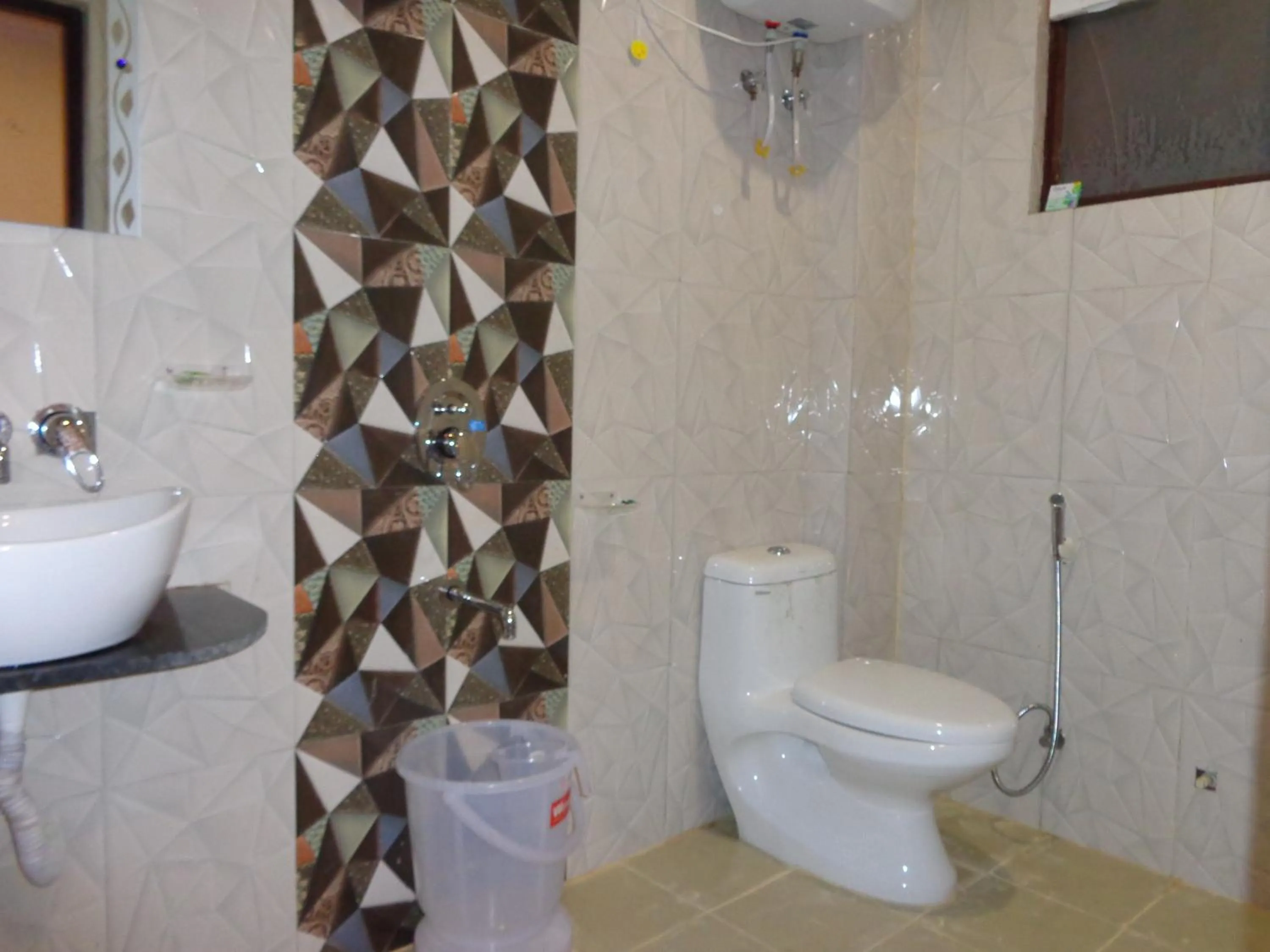 Bathroom in Rukmani Inn