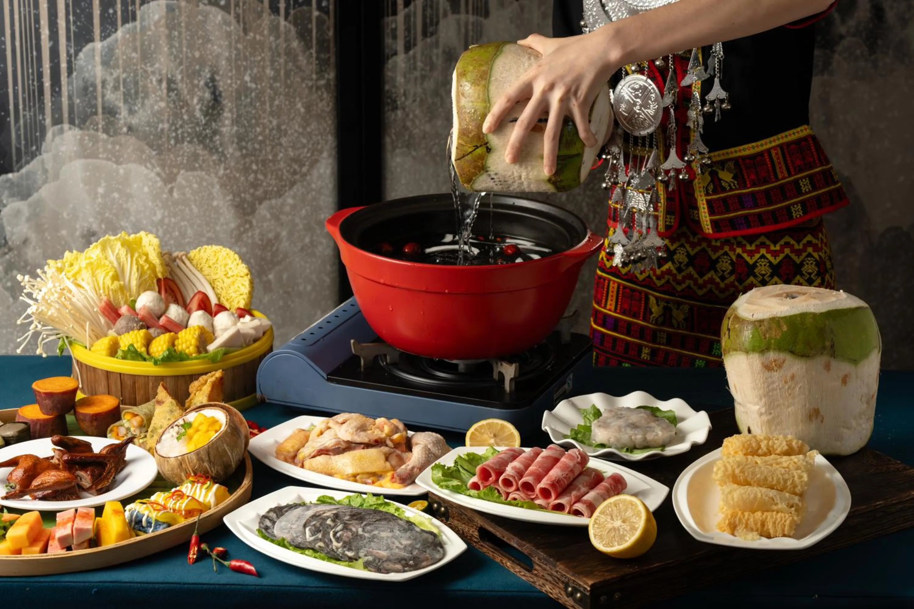 Dinner in Holiday Inn & Suites Sanya Yalong Bay