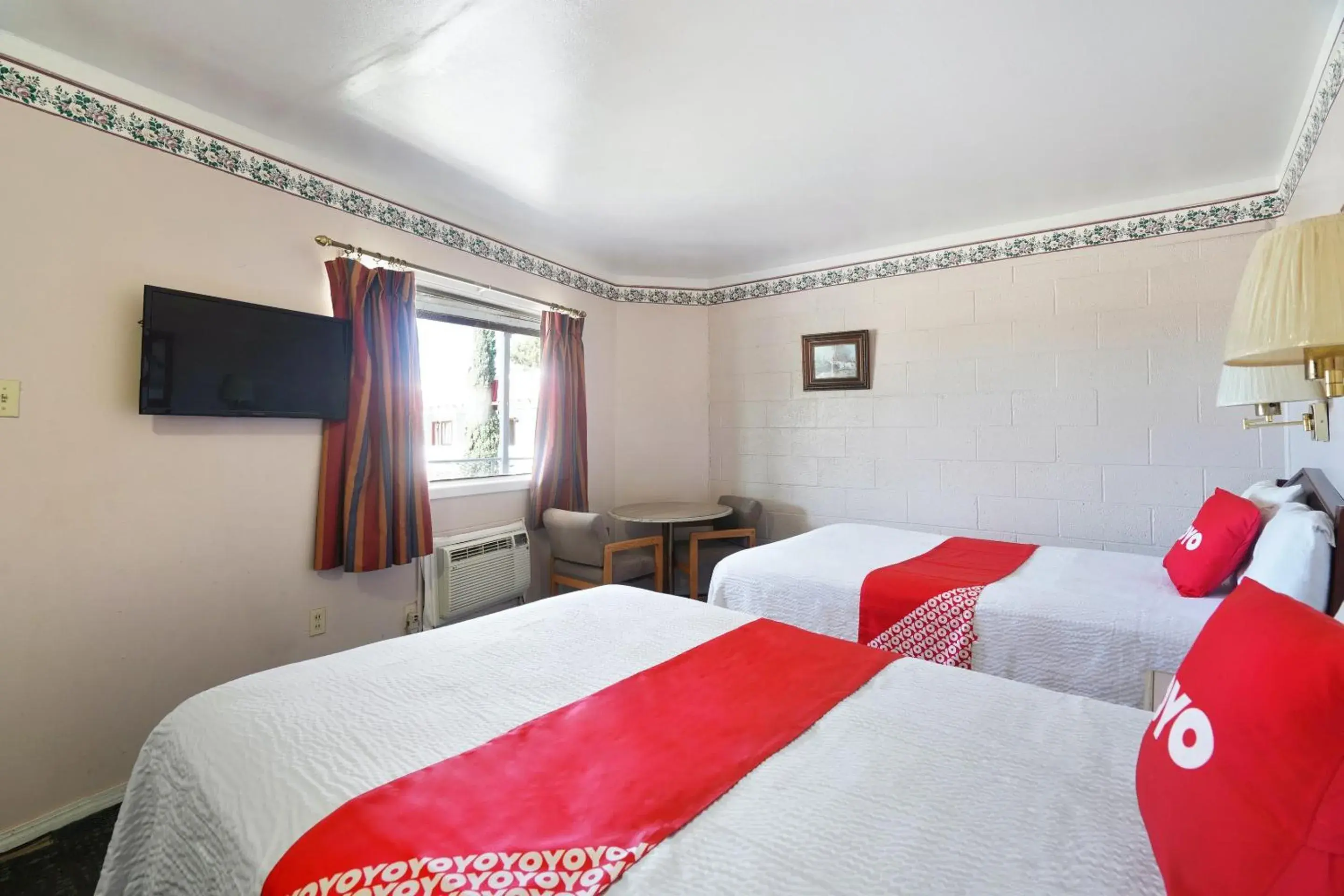 Bedroom, Bed in OYO Alpine TX near Big Bend National Park Bedroom, Bed in OYO Alpine TX near Big Bend National Park