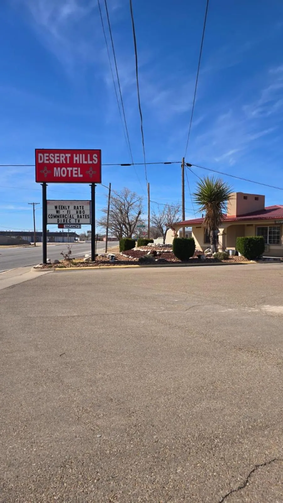 Desert Hills Motel