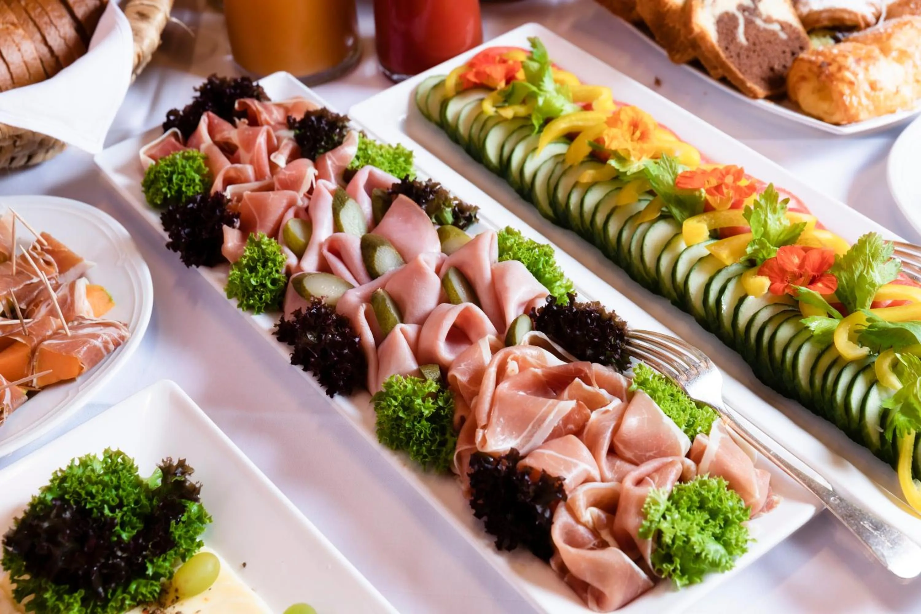 Buffet breakfast in Isserwirt