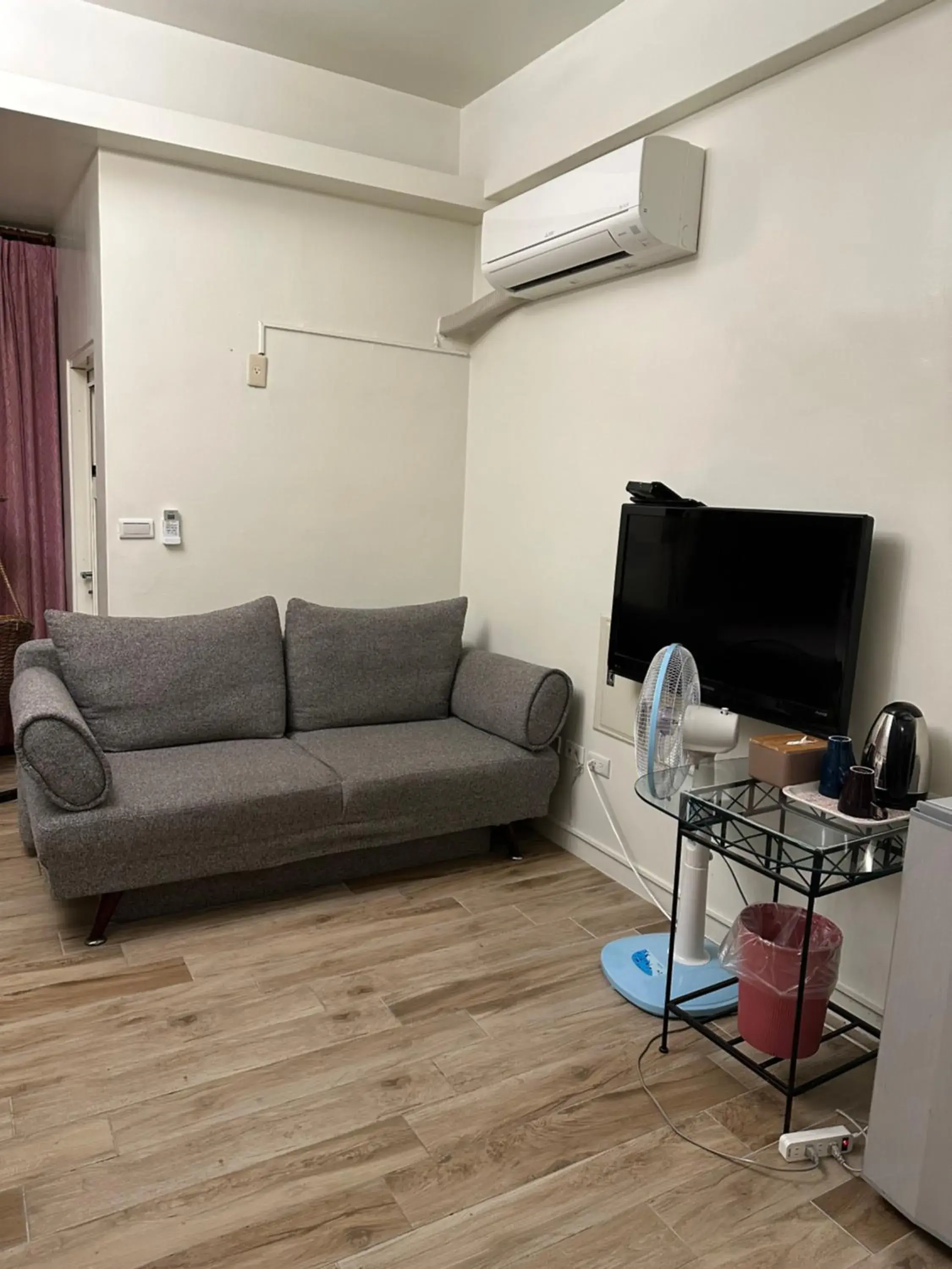 Quadruple Room with Private Bathroom in Beauty Home Homestay Quadruple Room with Private Bathroom in Beauty Home Homestay