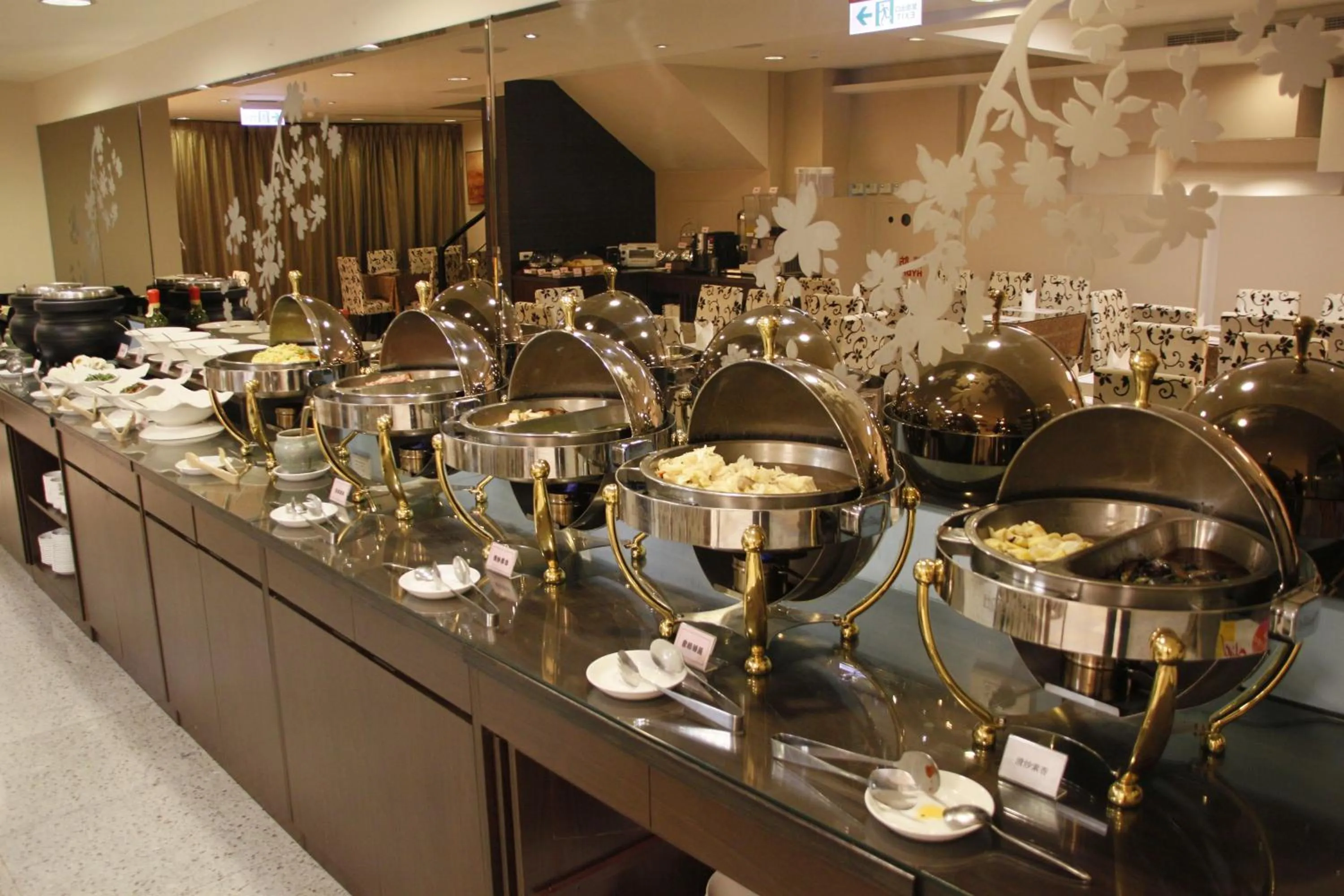 Restaurant/places to eat in Byeyer Hotel