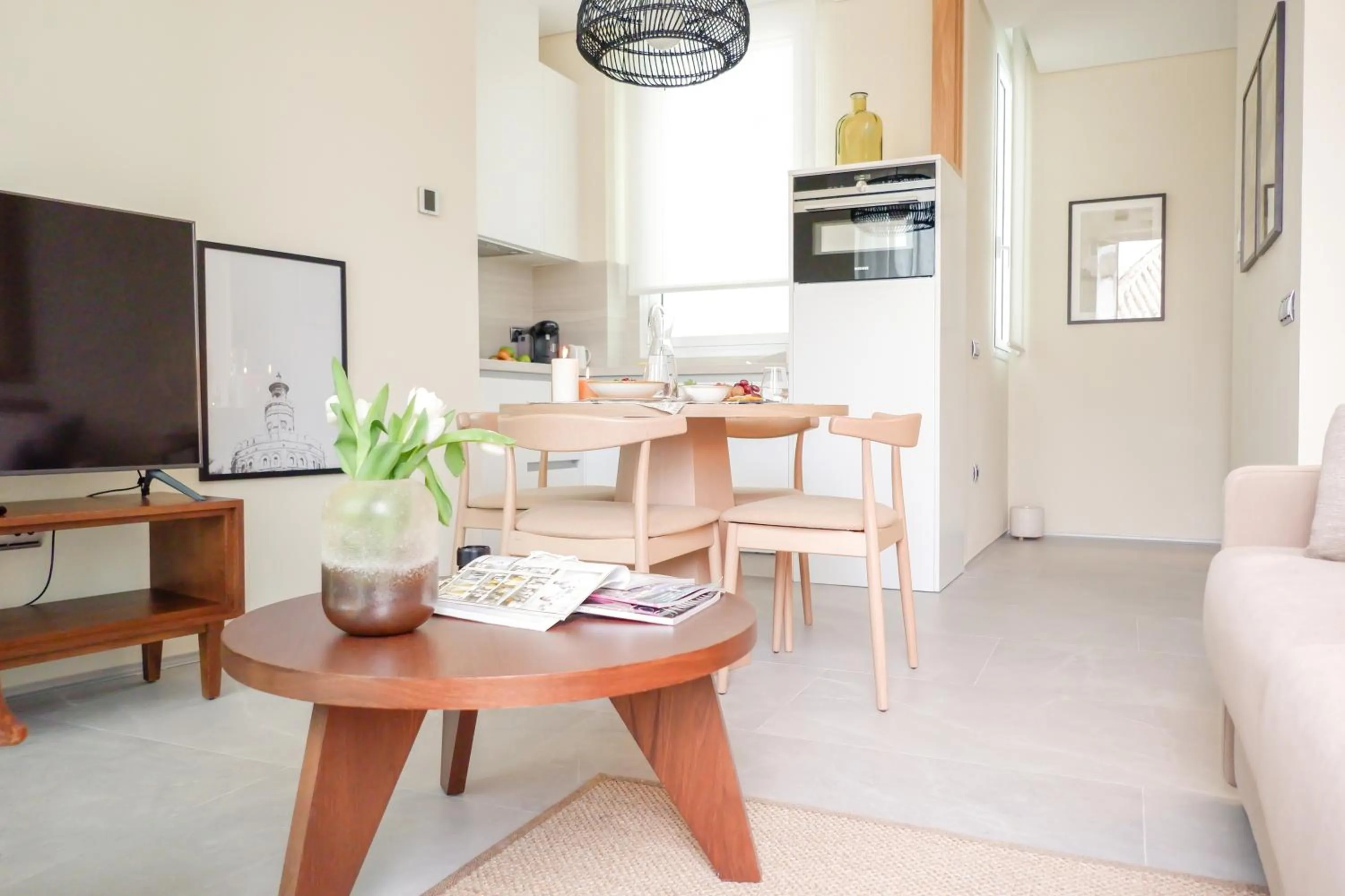 TV and multimedia in U-Sense Sevilla Catedral