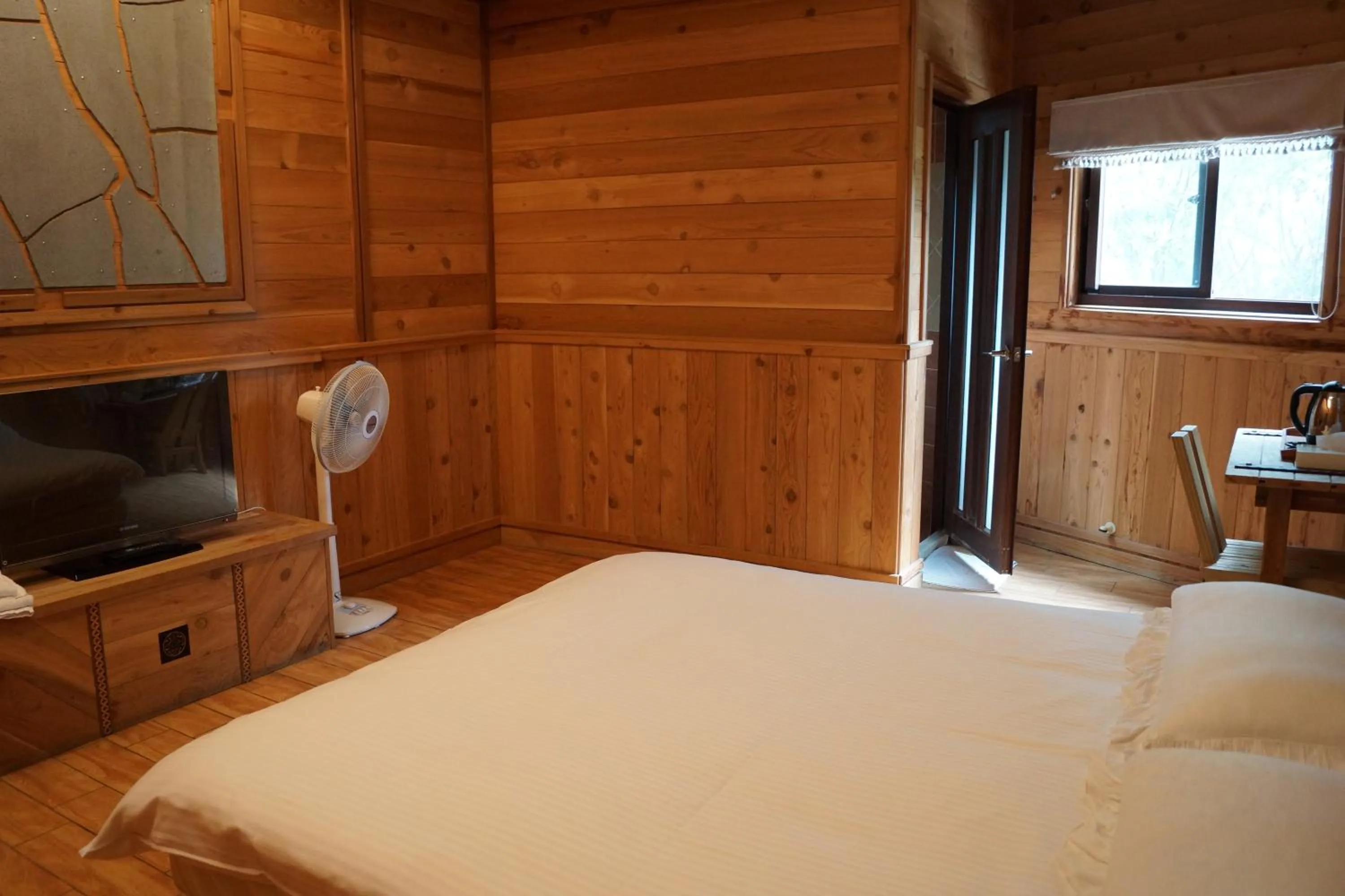 Bed in Spring Ground Resort