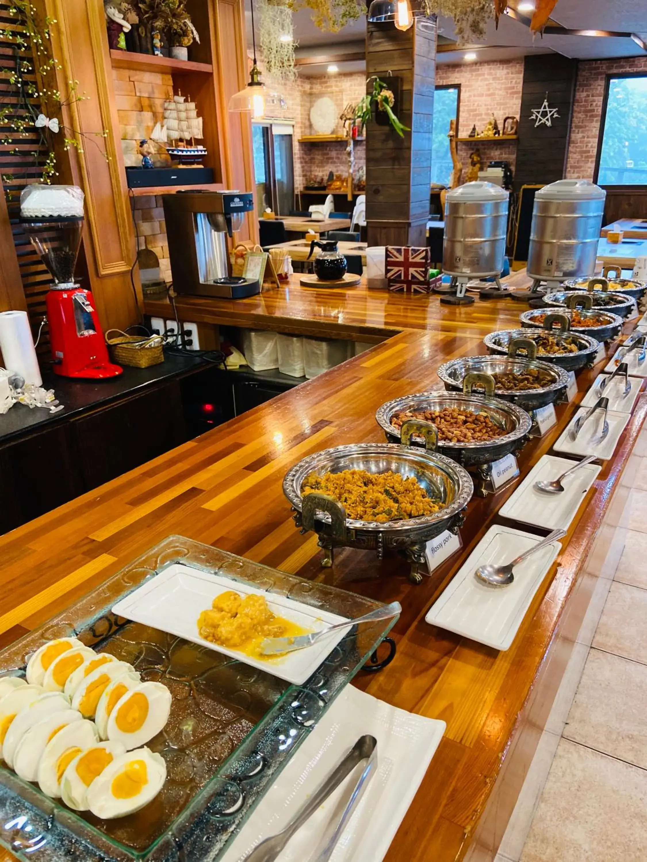 Breakfast in Spring Ground Resort Breakfast in Spring Ground Resort