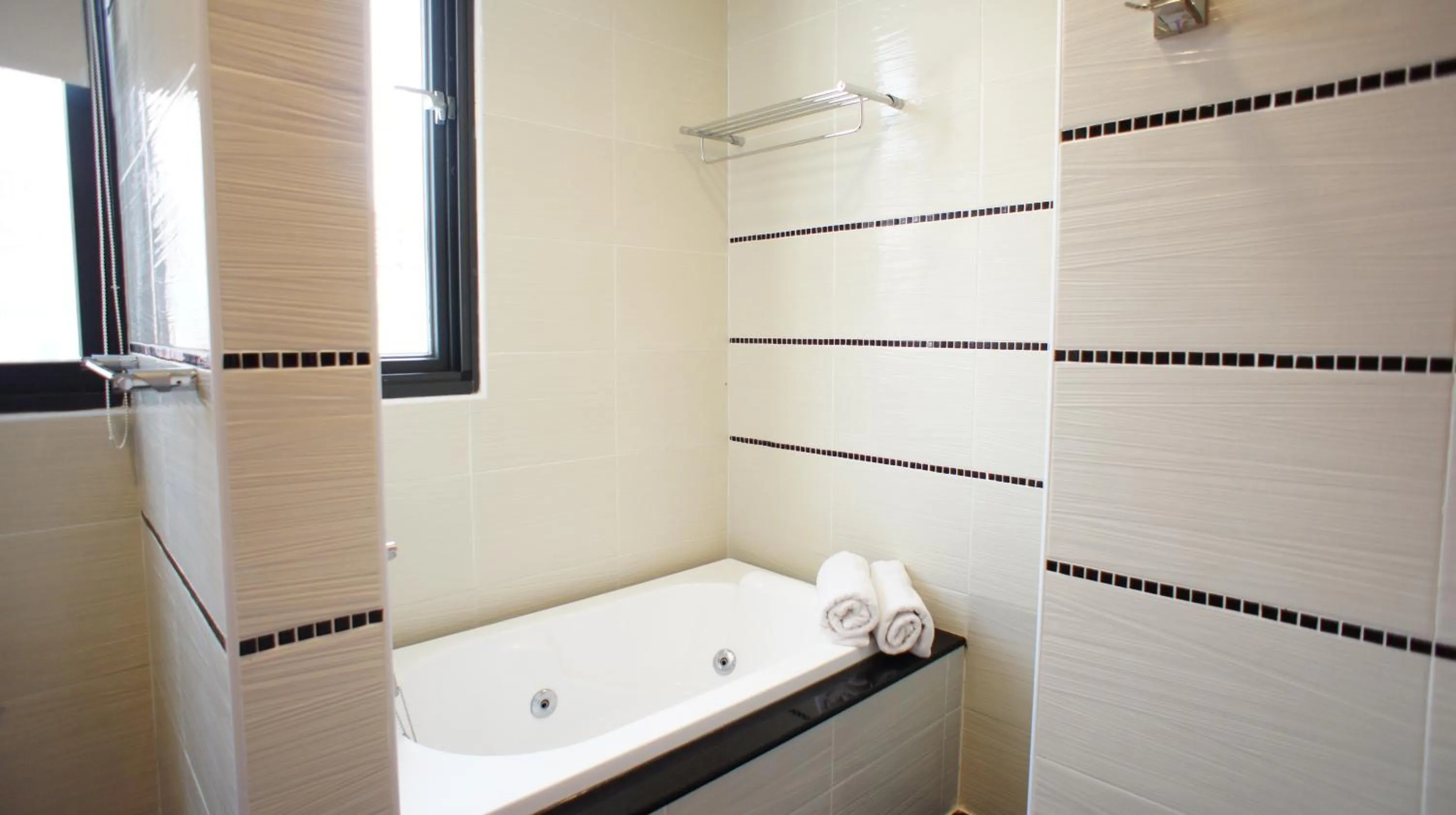 Toilet in Tanhui Modern Hotel