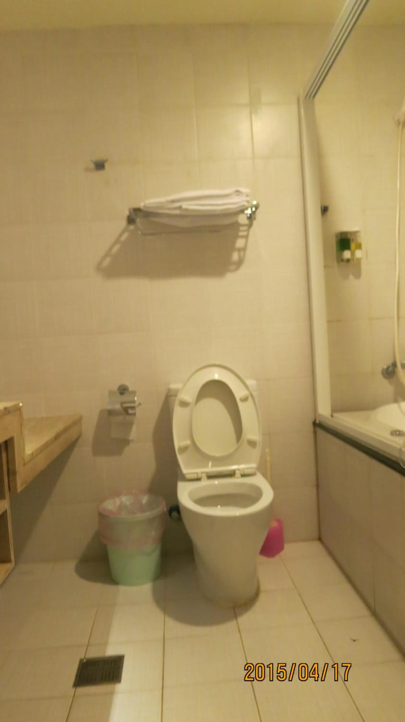 Bathroom in Tanhui Modern Hotel