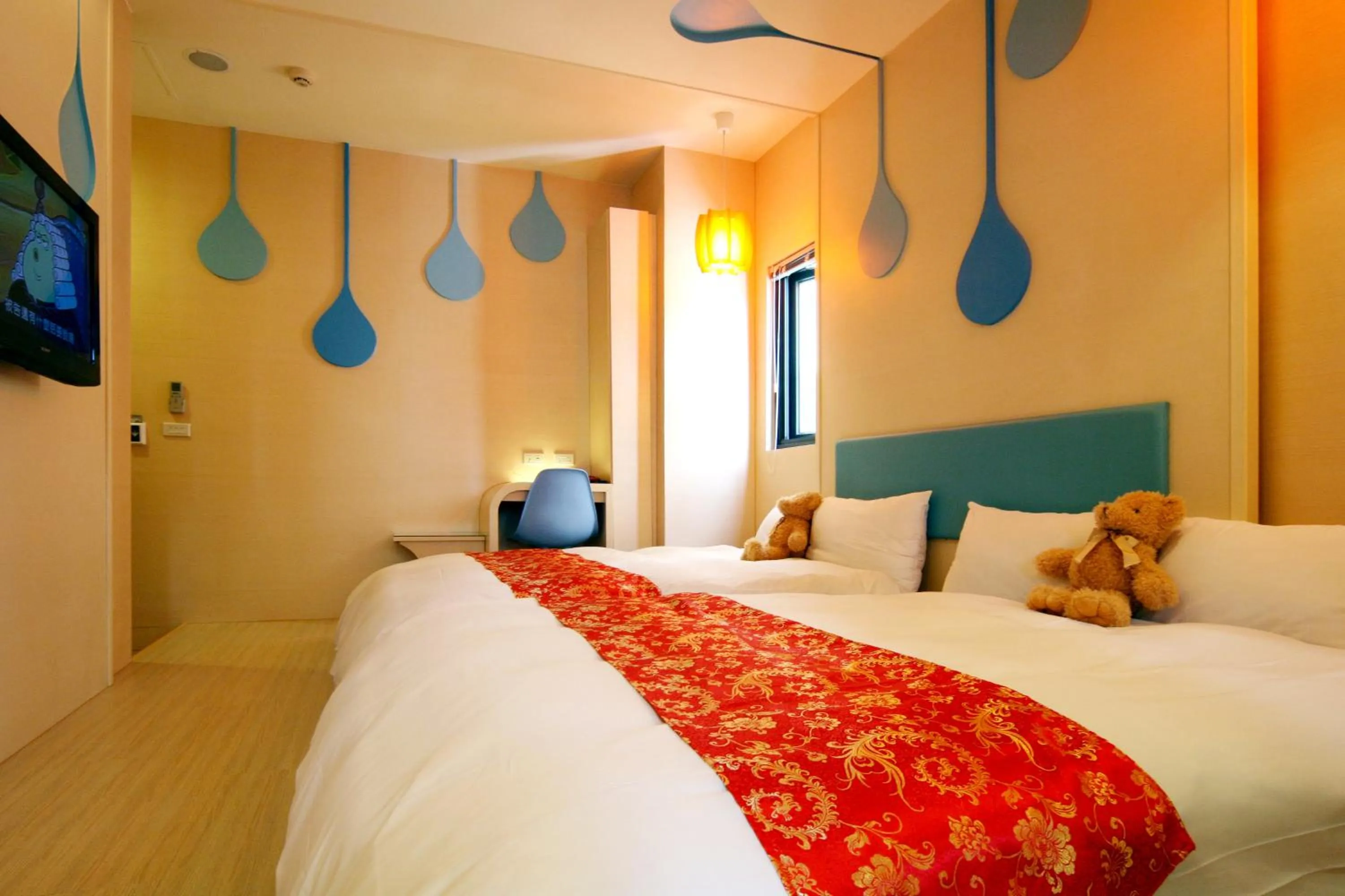 Bedroom, Bed in Tanhui Modern Hotel