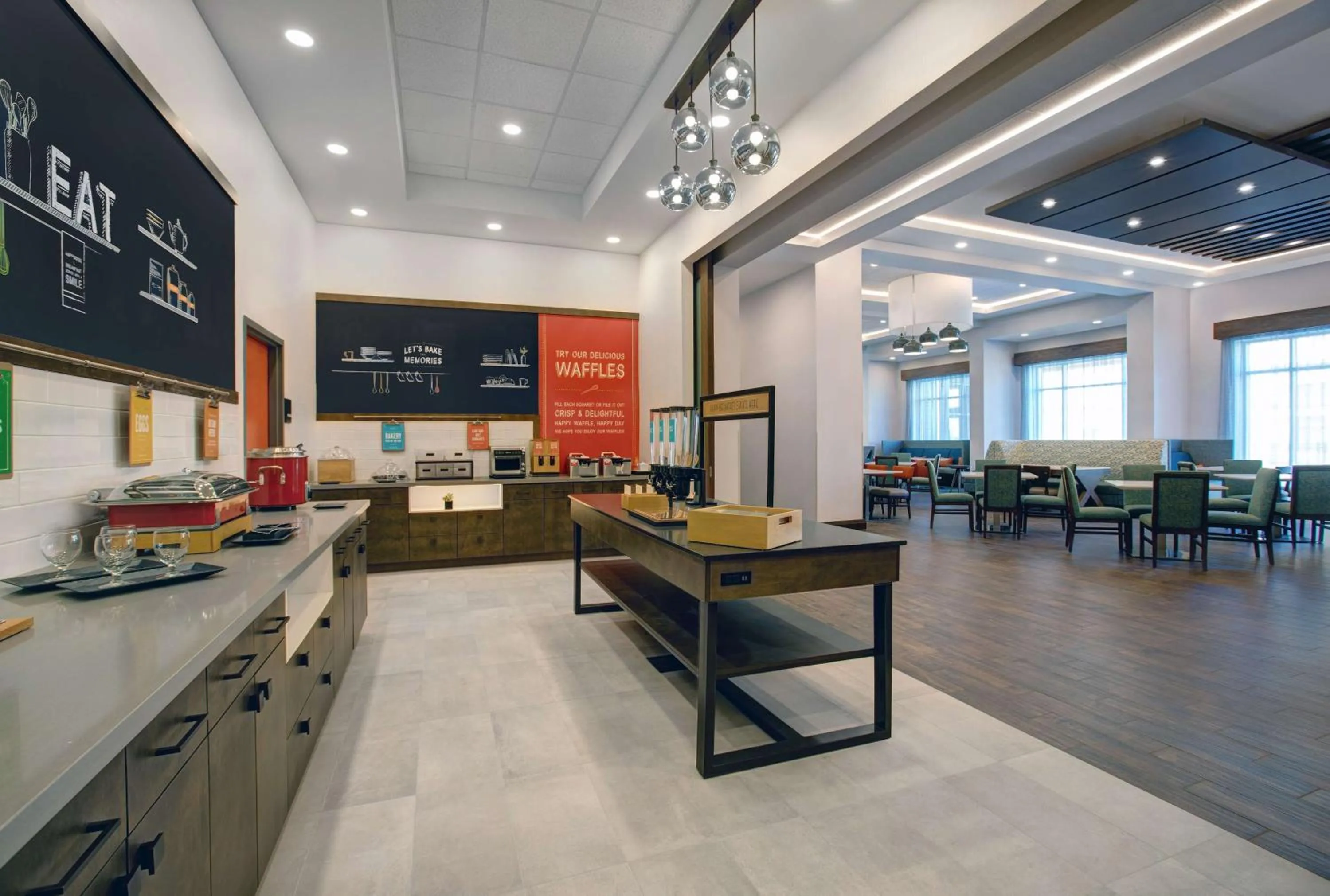 Breakfast in Hampton Inn & Suites By Hilton Waterloo St. Jacobs