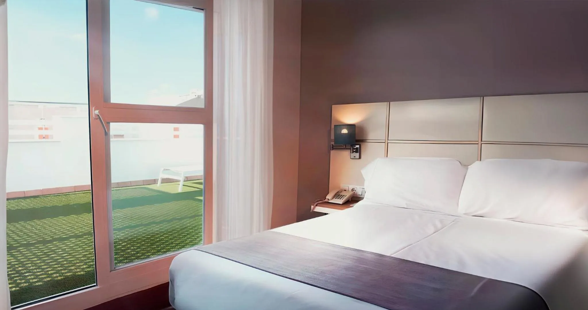 Photo of the whole room, Bed in Hotel Vértice Chipiona Mar