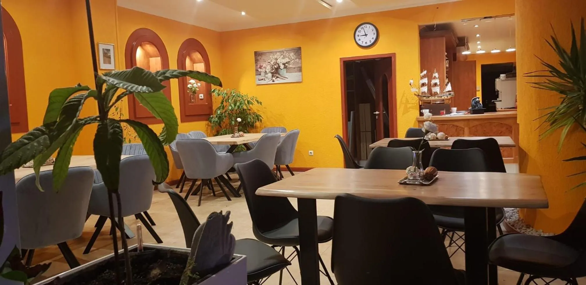 Lobby or reception in Hotel Ammerländer Stuben