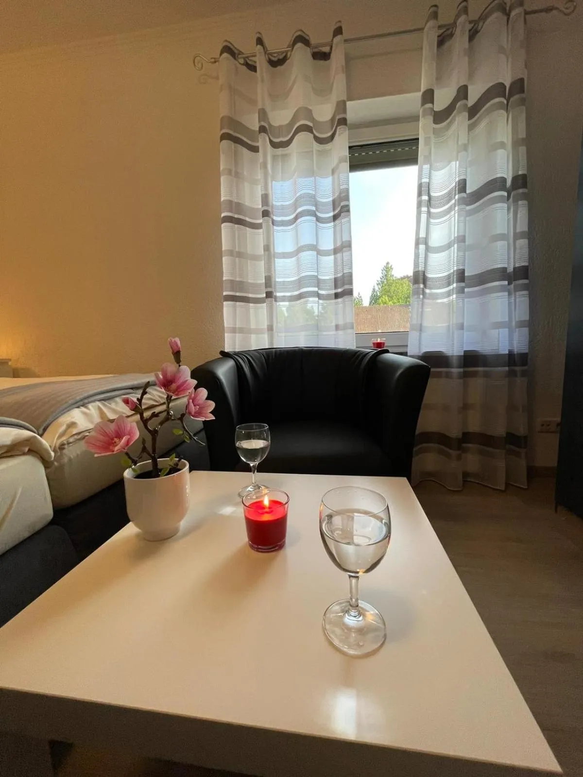 Photo of the whole room in Hotel Ammerländer Stuben