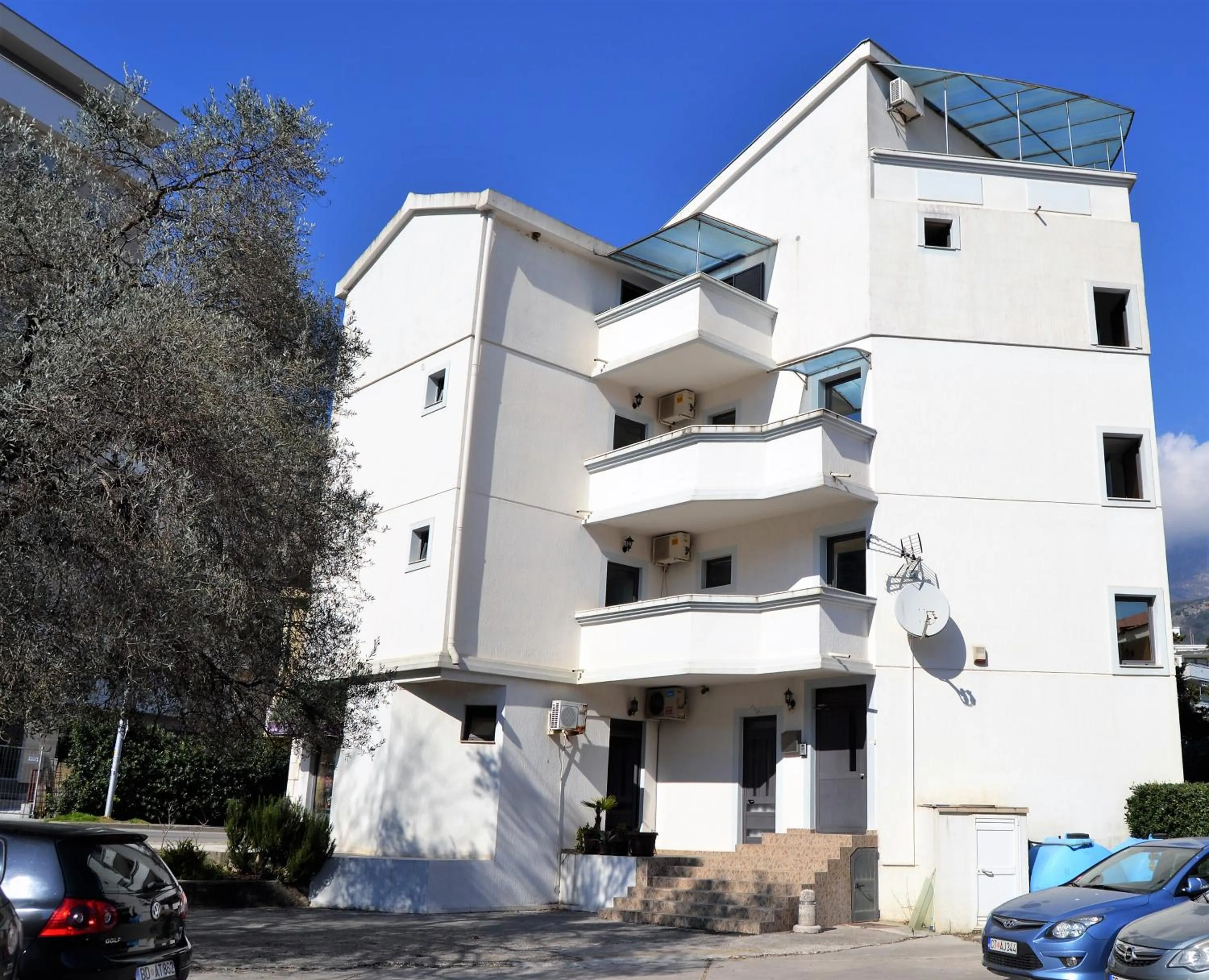 Property building in Yeshill Apart & Studio