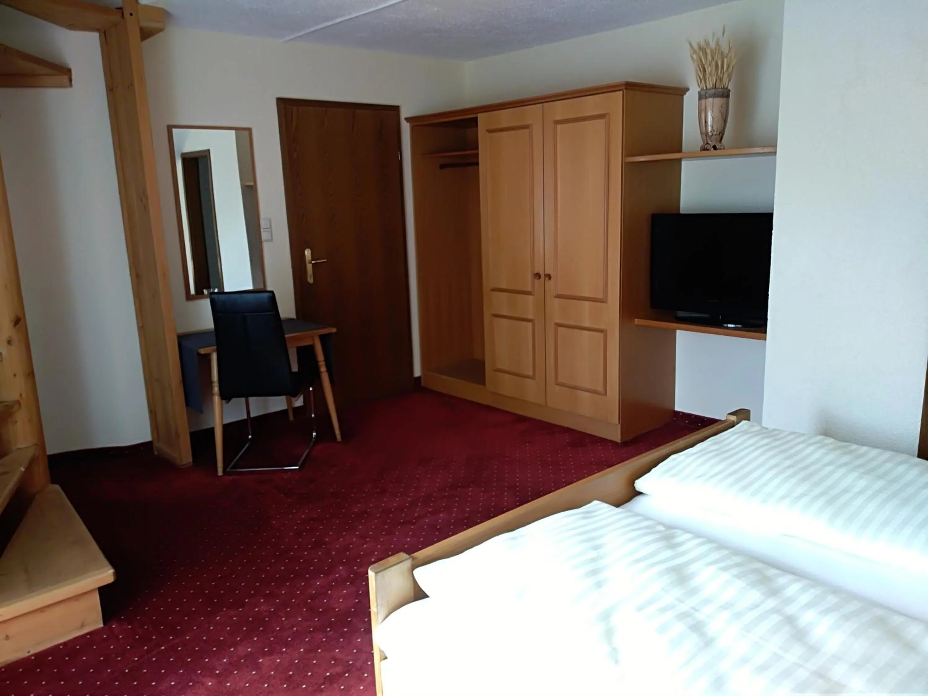 Photo of the whole room, Bed in Hotel Wiesenhof