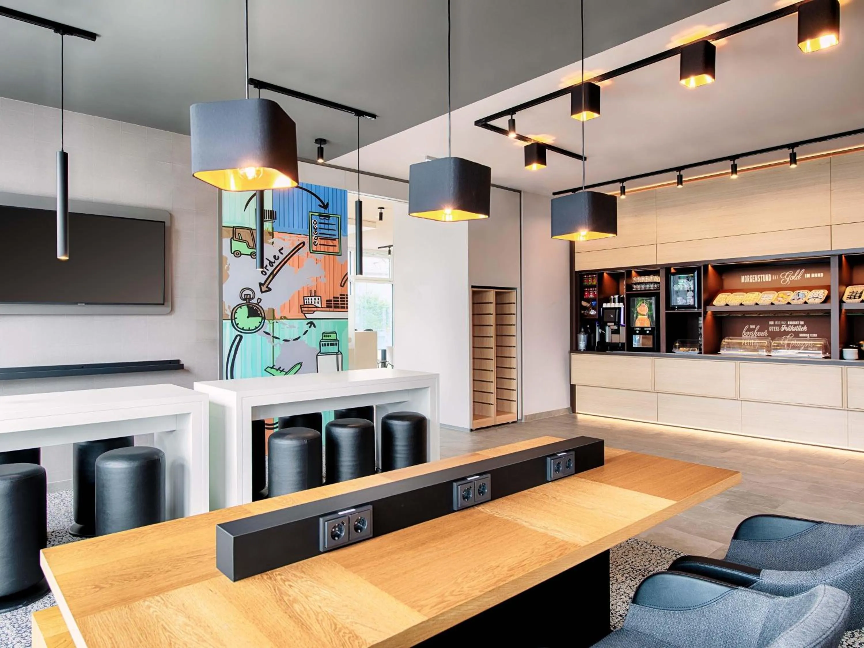 Lobby or reception in B&B Hotel Stuttgart-Neckarhafen