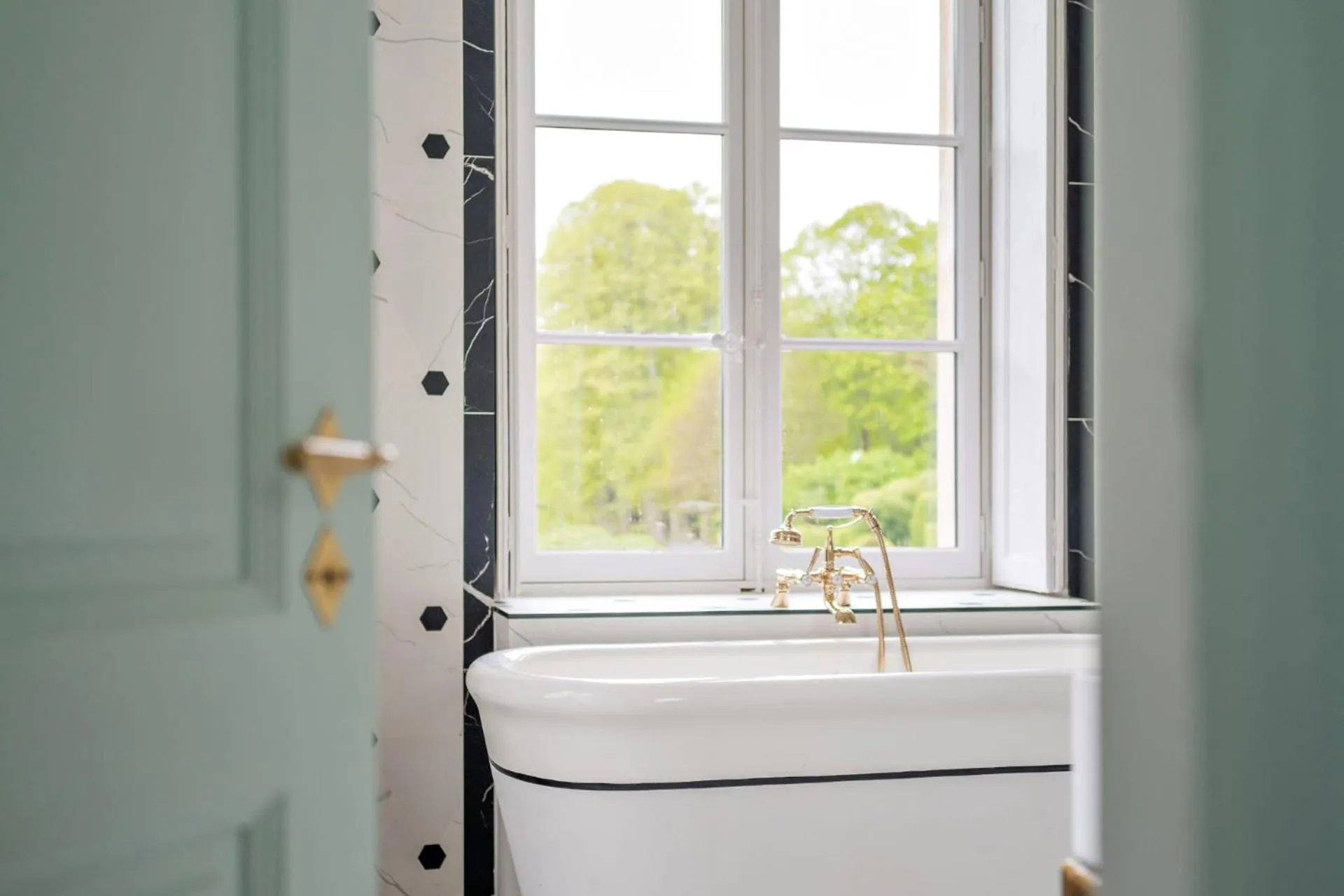 Bathroom in Domaine de Primard - Fontenille Collection