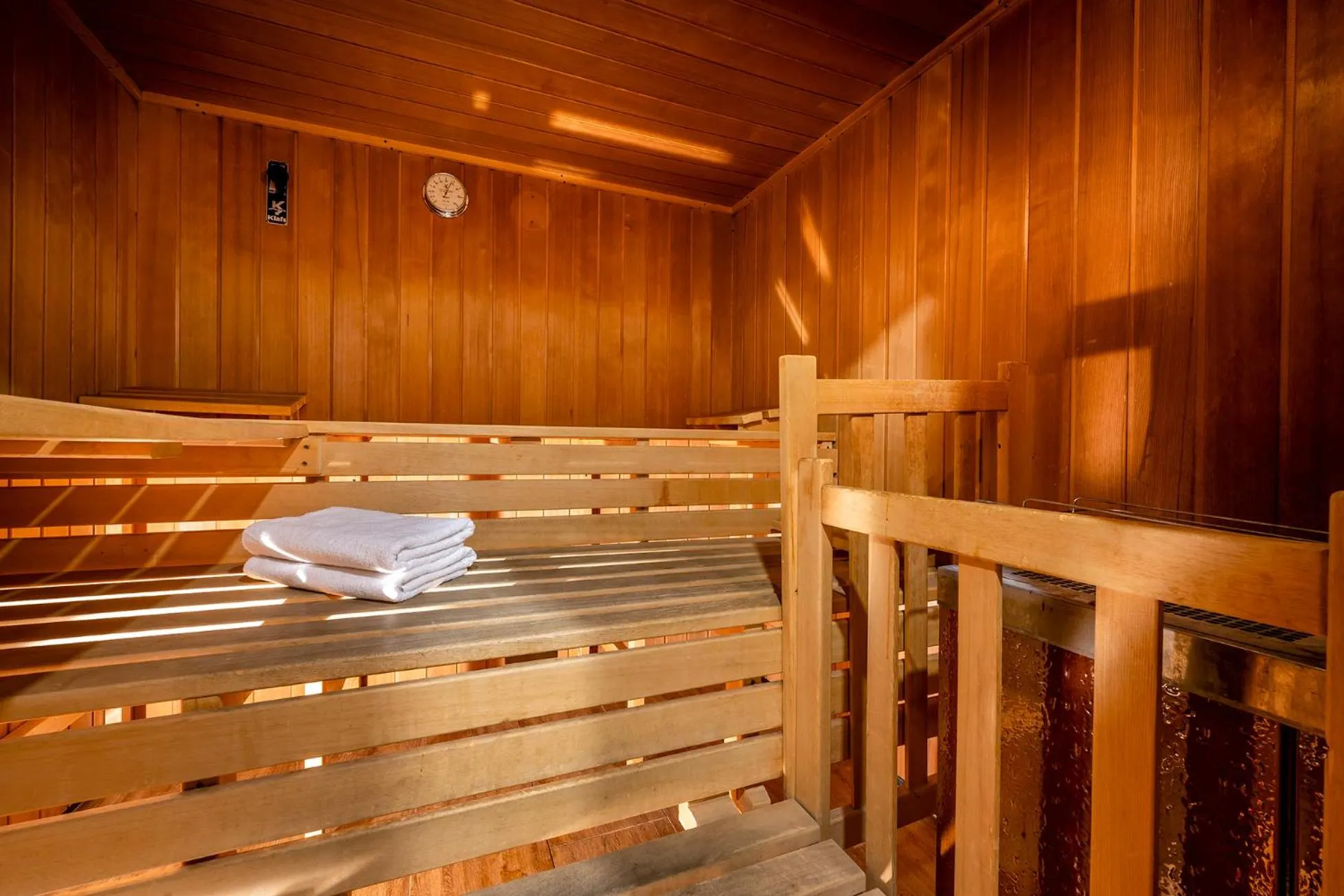 Sauna, Bed in Hotel Klingler