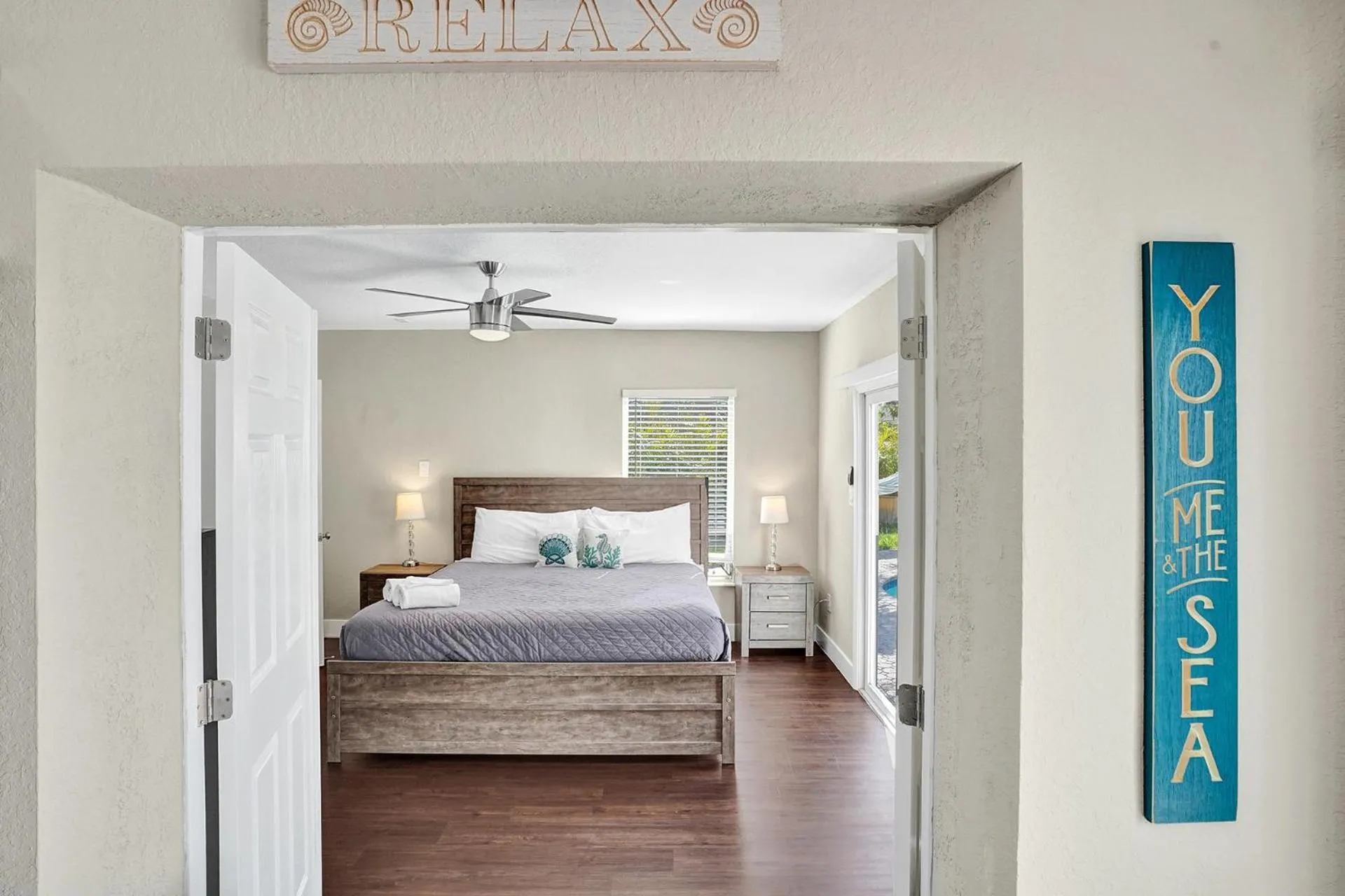 Bed in Pompano Beach House