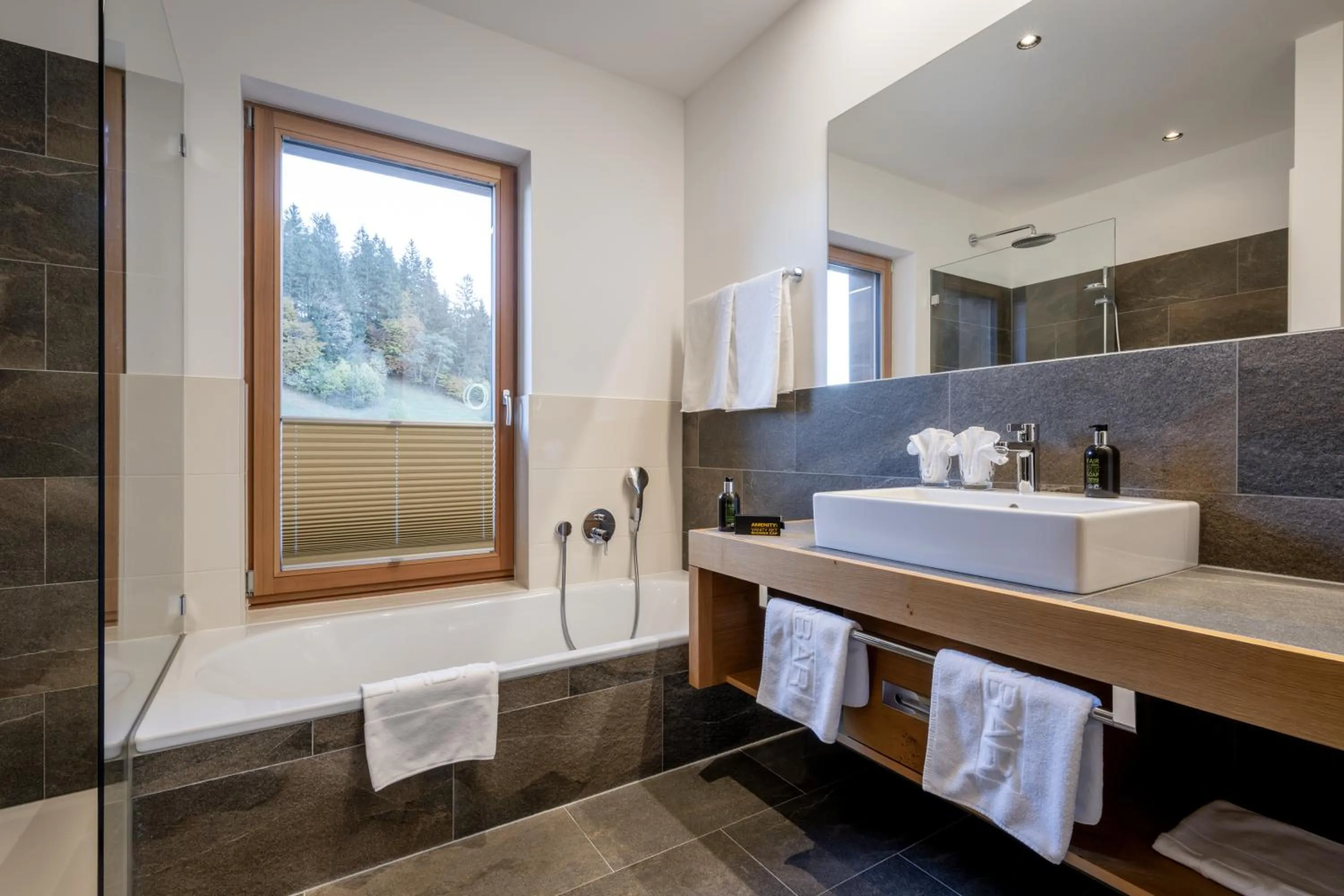 Bathroom in Hotel Der Bär