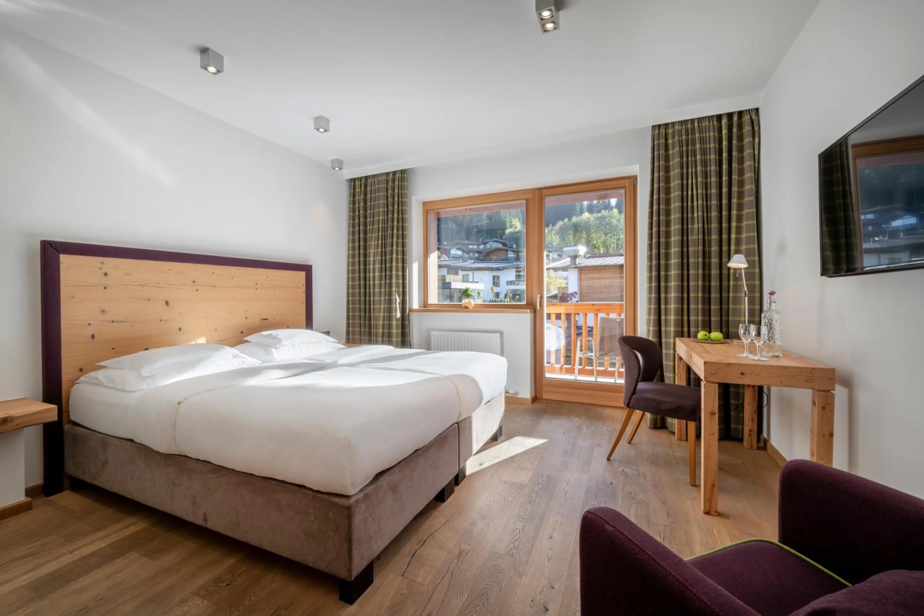 Photo of the whole room, Bed in Hotel Der Bär