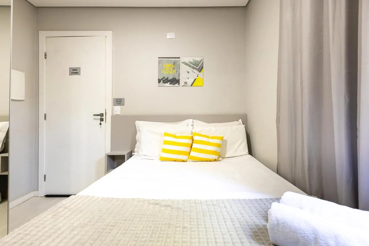 Bed in 09- Studio lindamente decorado! Ideal para casal!!!