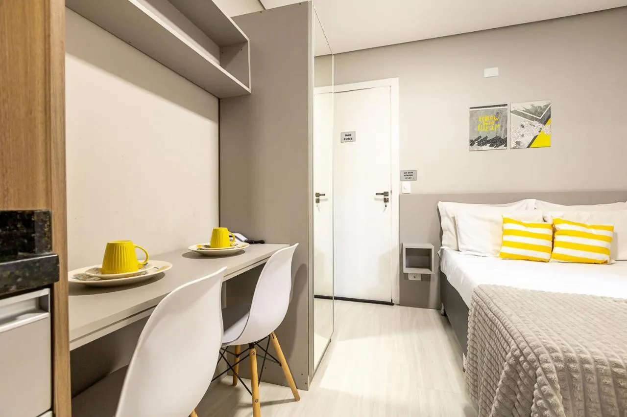 Bed in 09- Studio lindamente decorado! Ideal para casal!!!