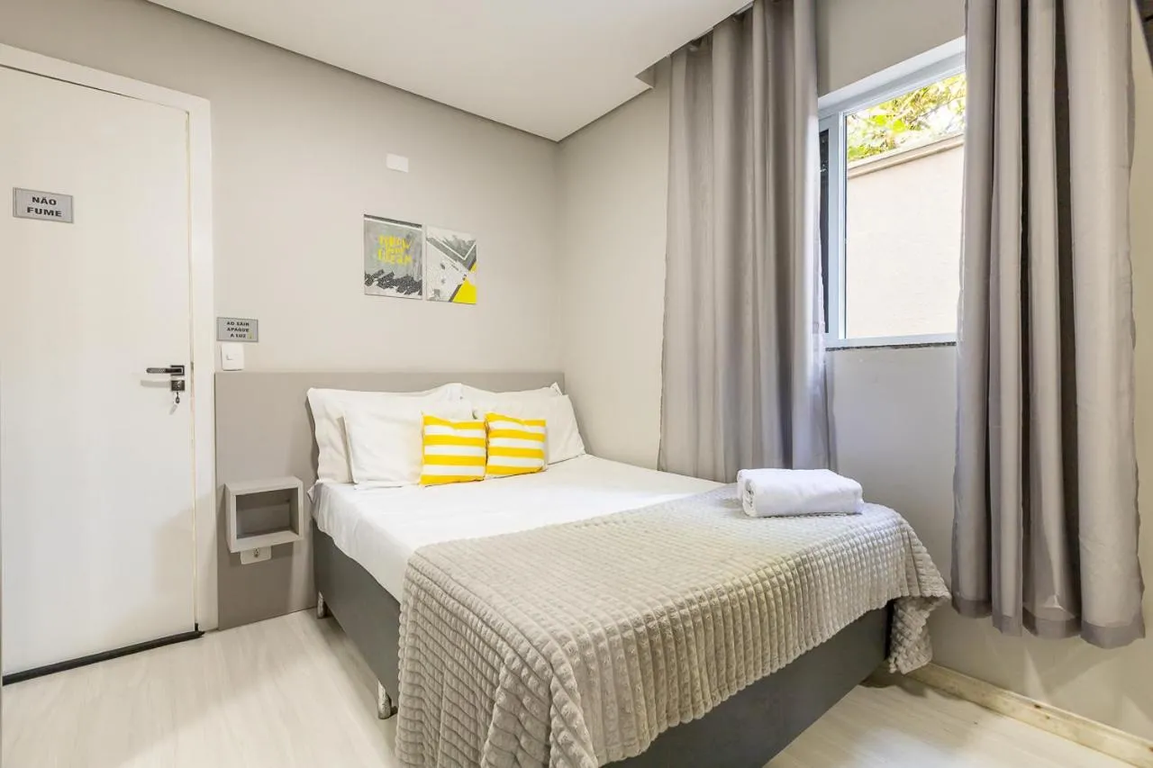 Bed in 09- Studio lindamente decorado! Ideal para casal!!!