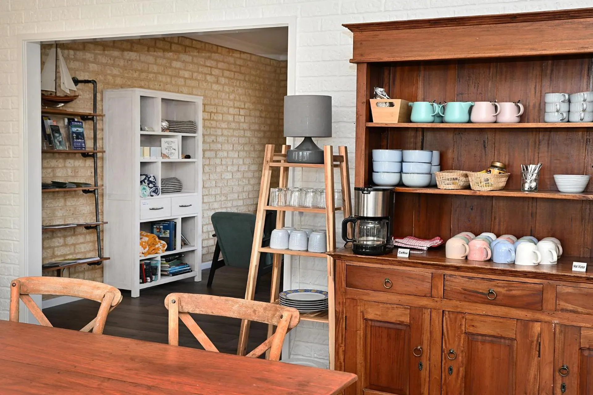 Living room in Baywatch Retreat Augusta