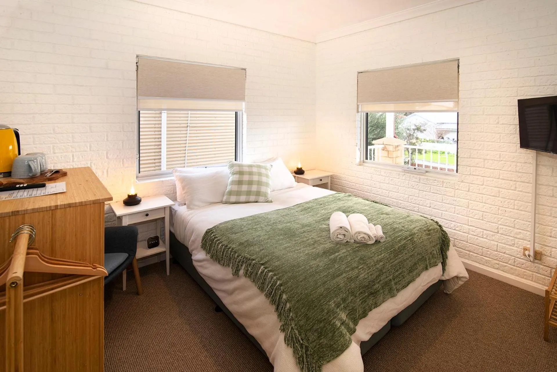 Bed in Baywatch Retreat Augusta