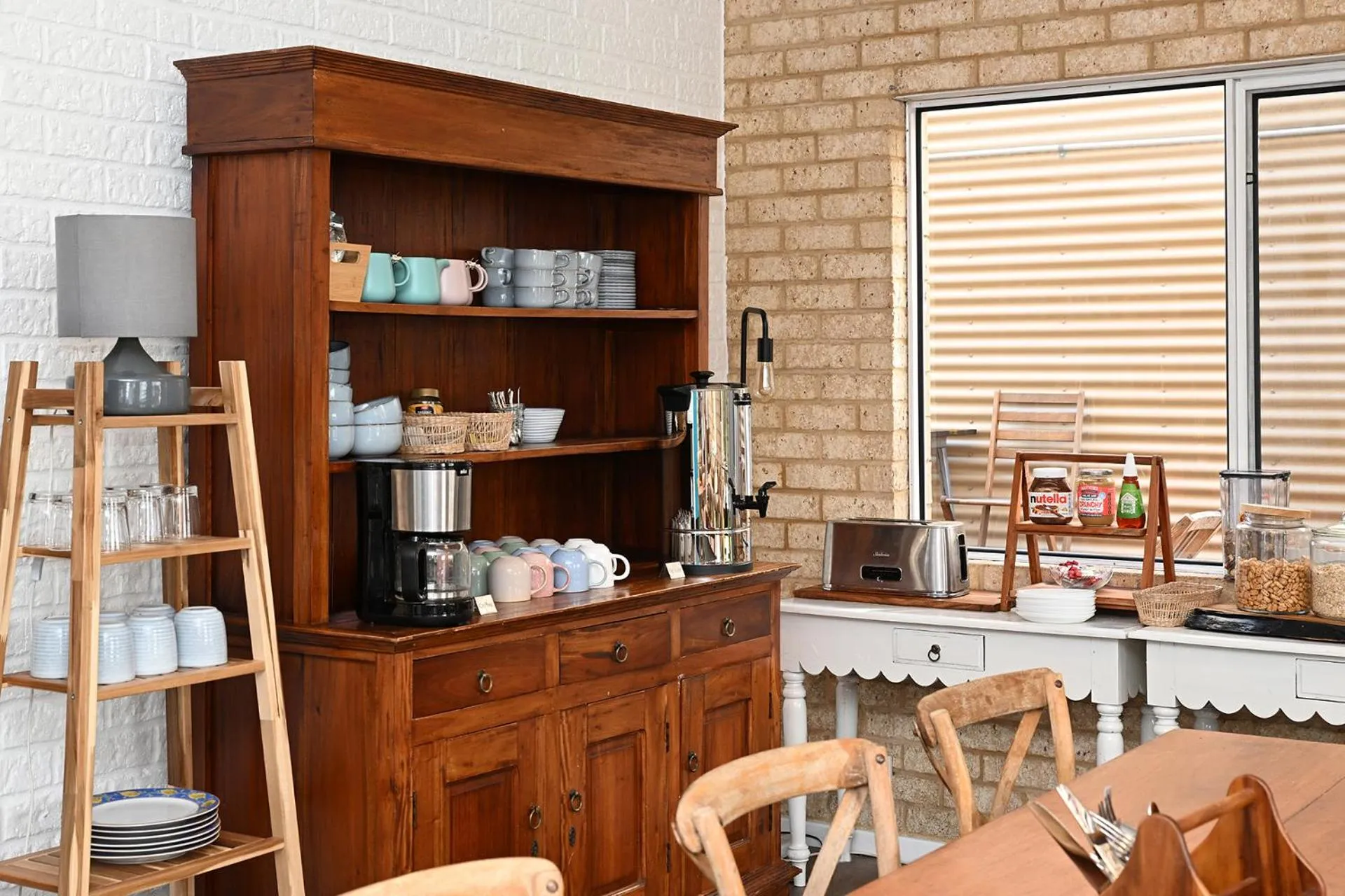 Breakfast in Baywatch Retreat Augusta