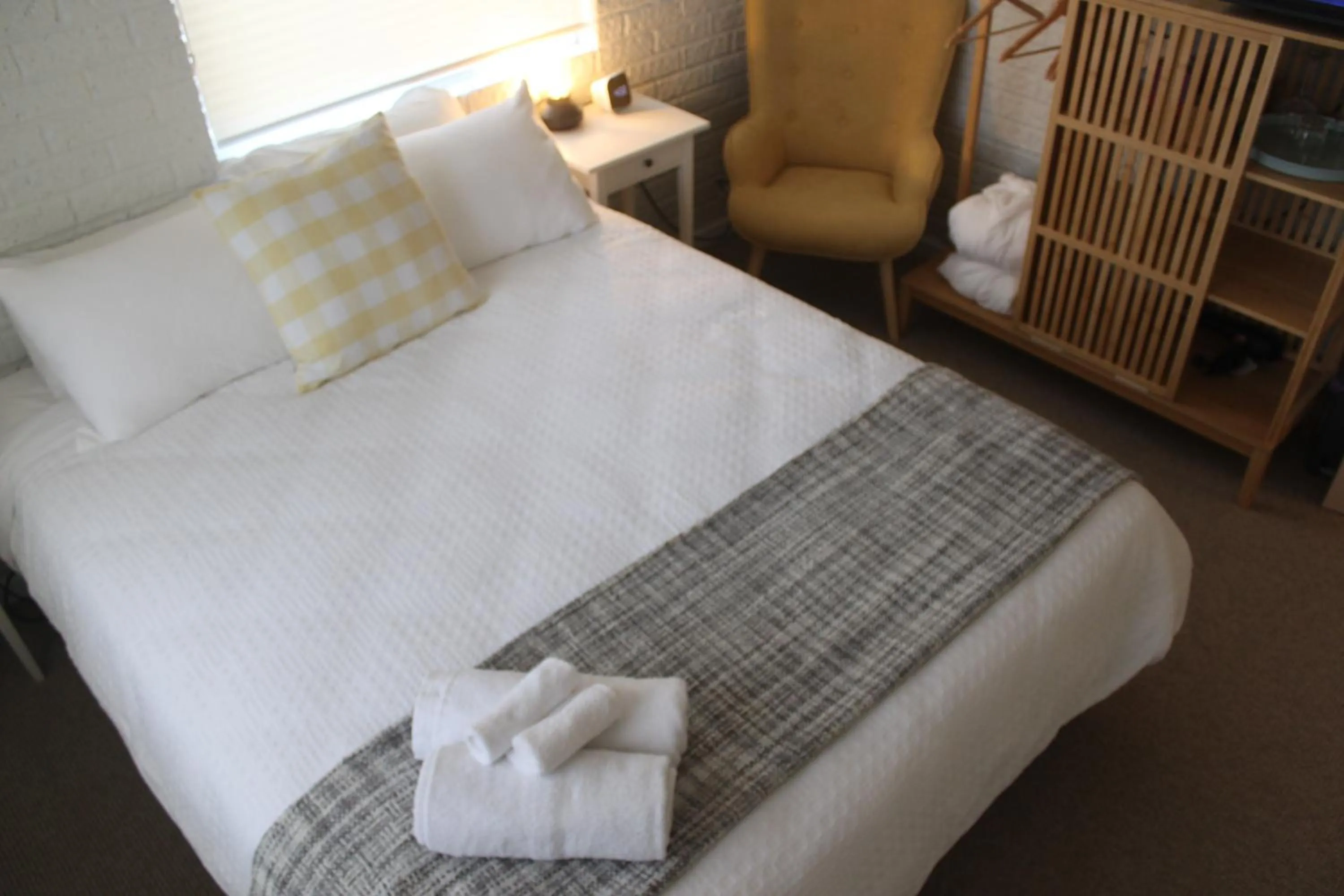 Bed in Baywatch Retreat Augusta