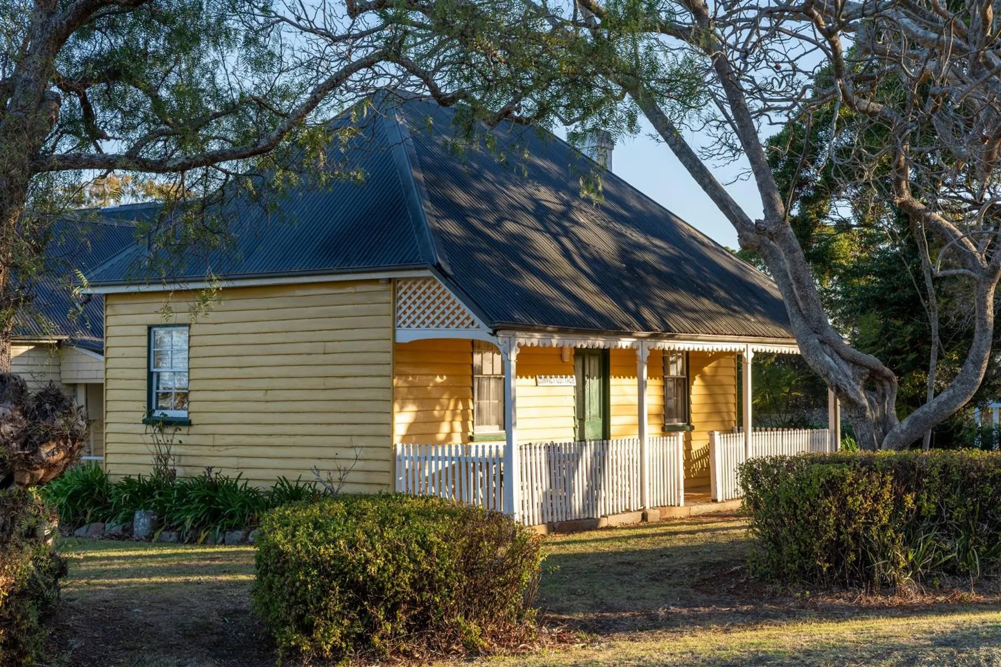 Property building in Coolangatta Estate Shoalhaven Heads