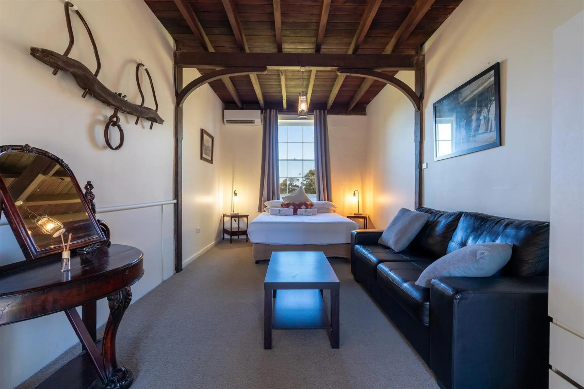 Bed in Coolangatta Estate Shoalhaven Heads