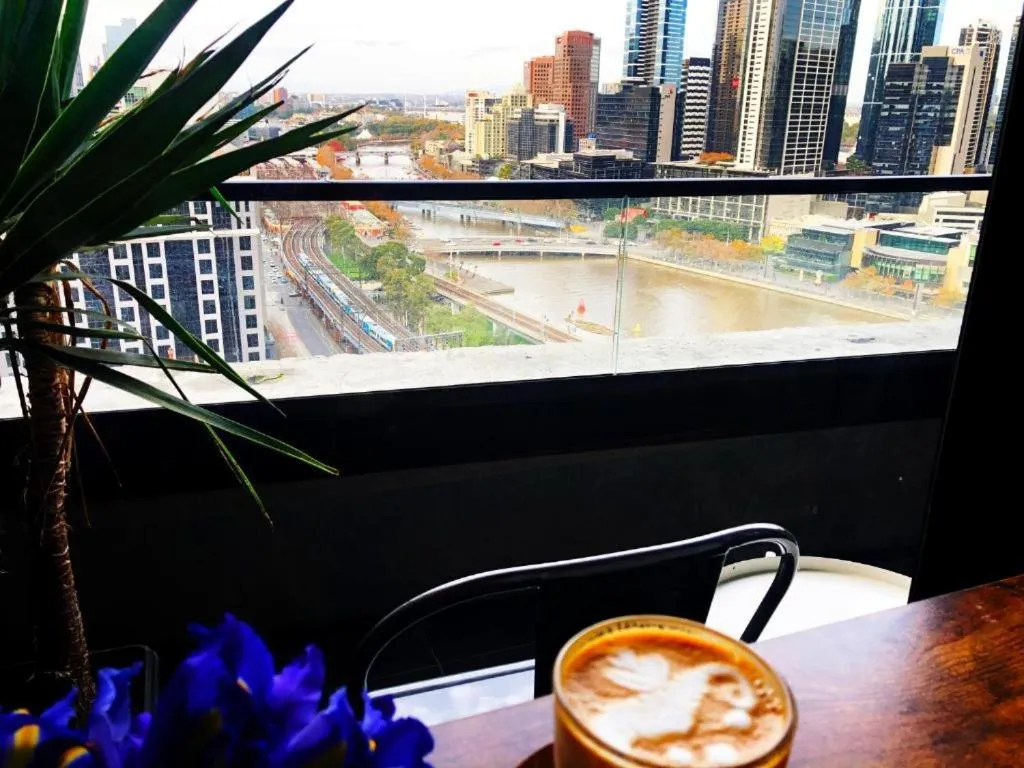 Aura on Flinders Serviced Apartments