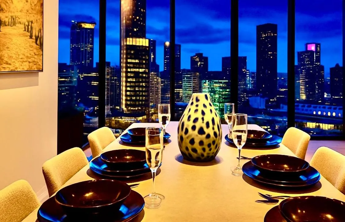 Aura on Flinders Serviced Apartments