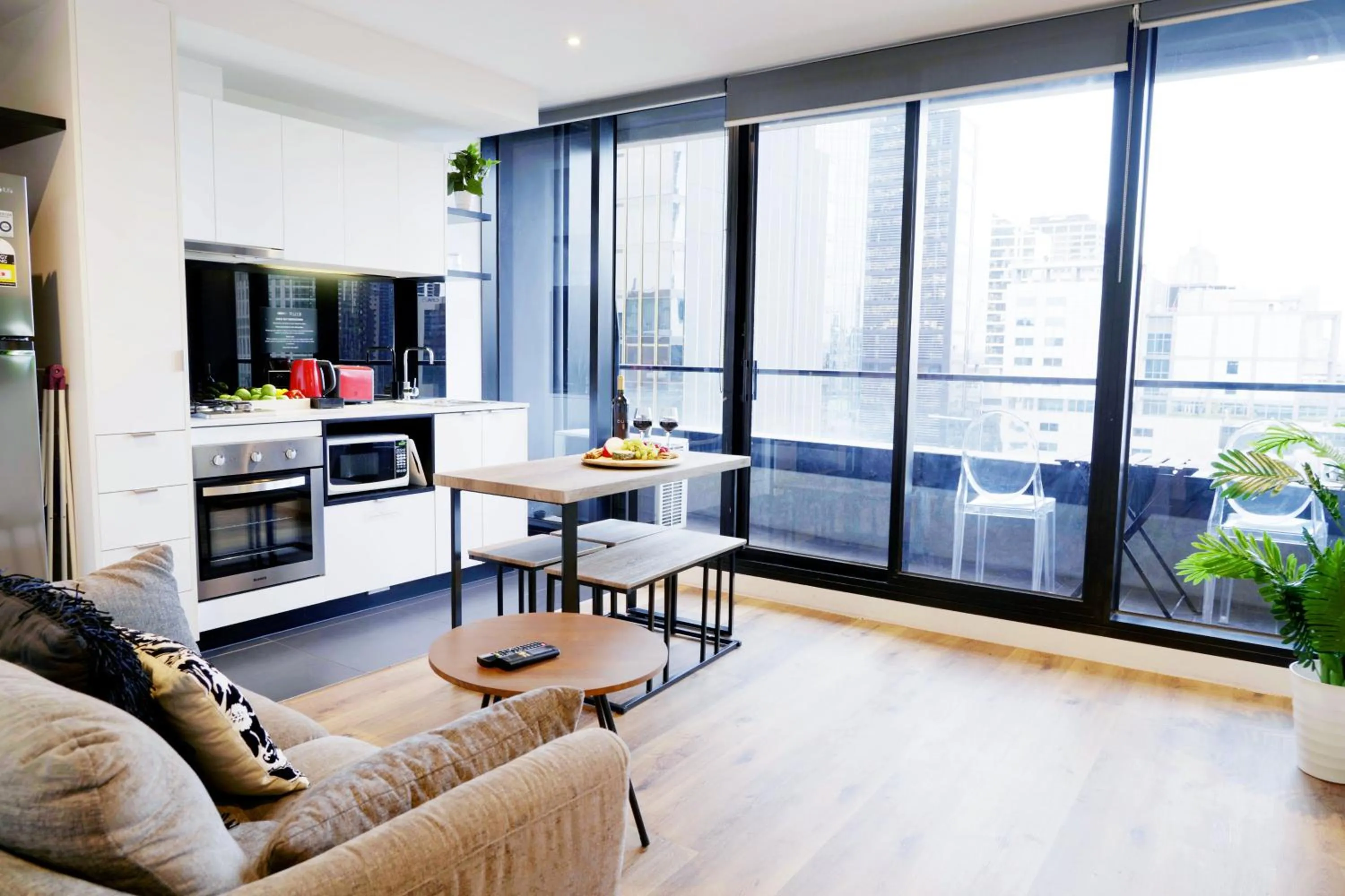 Aura on Flinders Serviced Apartments