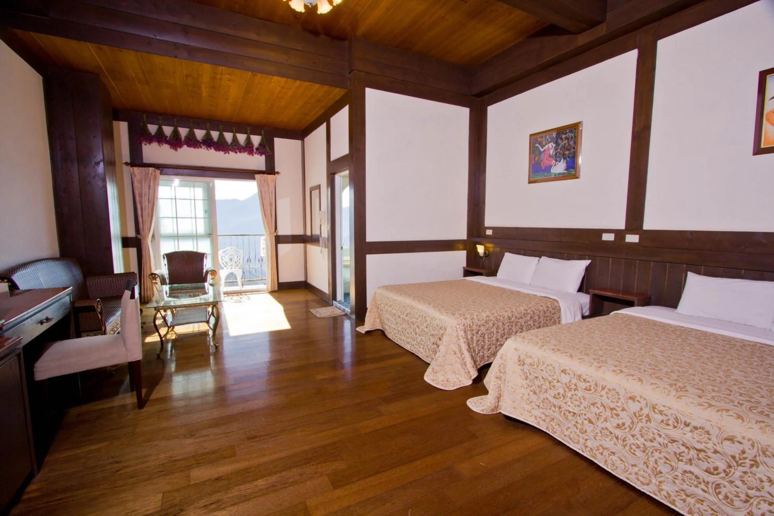 Bed in Maple Leave Holiday Villa