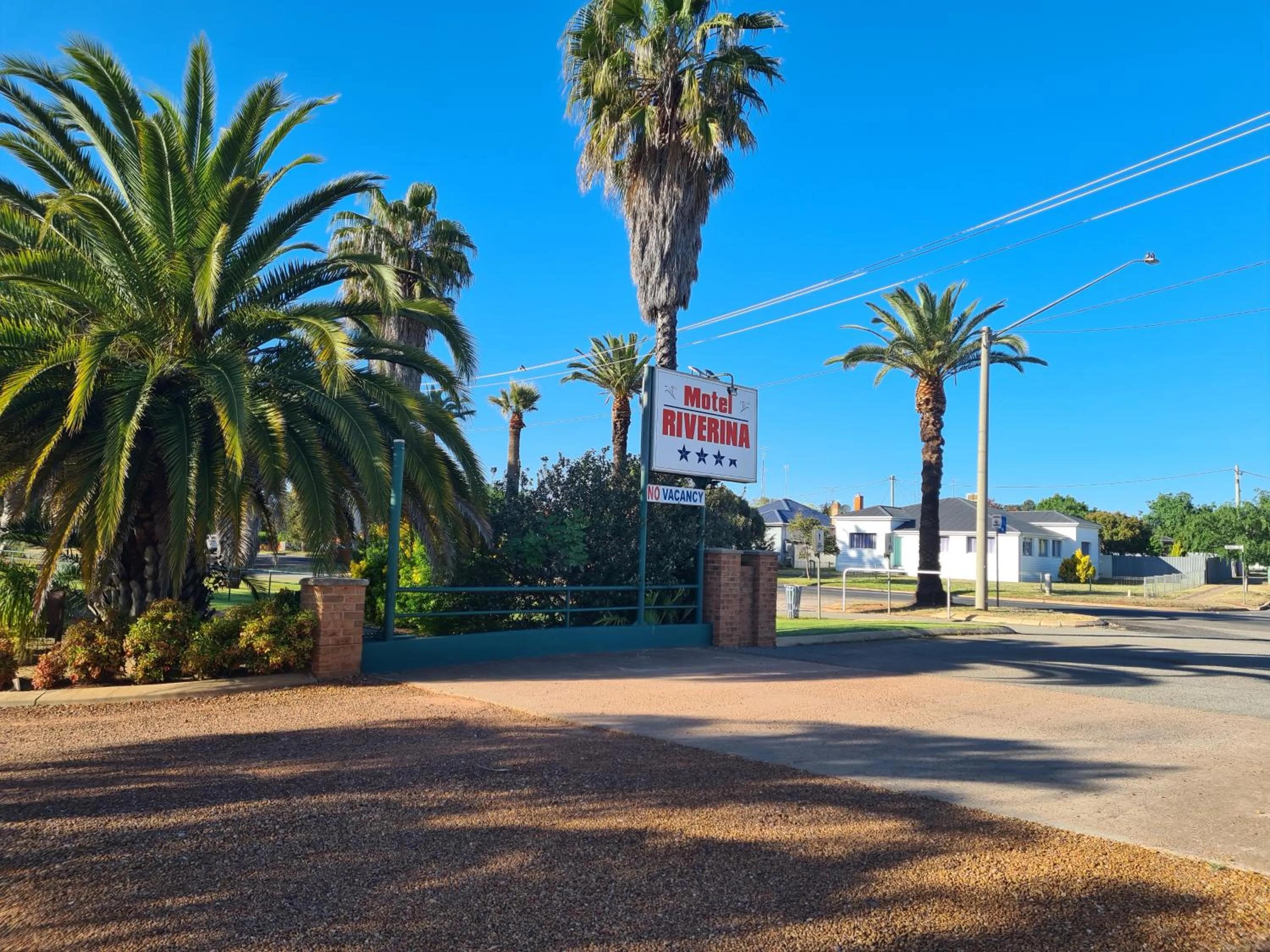 Street view in Motel Riverina