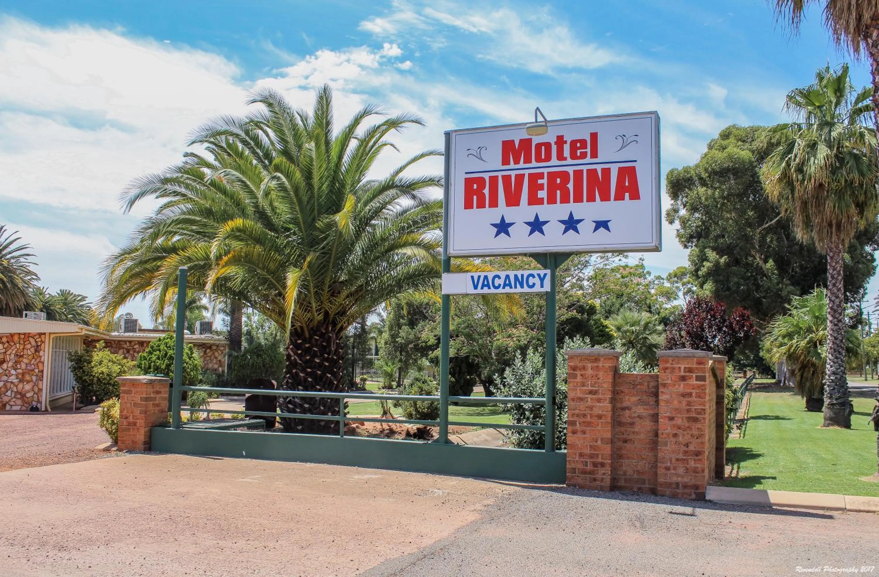 Facade/entrance in Motel Riverina